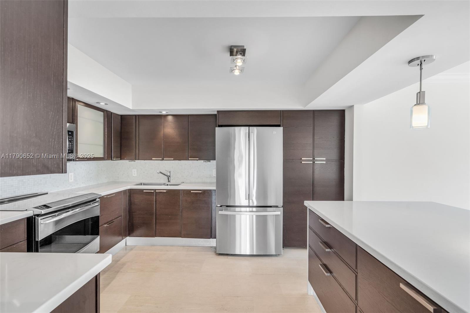 155 Ocean Lane Dr # 300