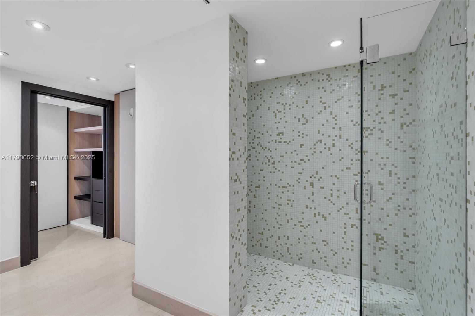 155 Ocean Lane Dr # 300