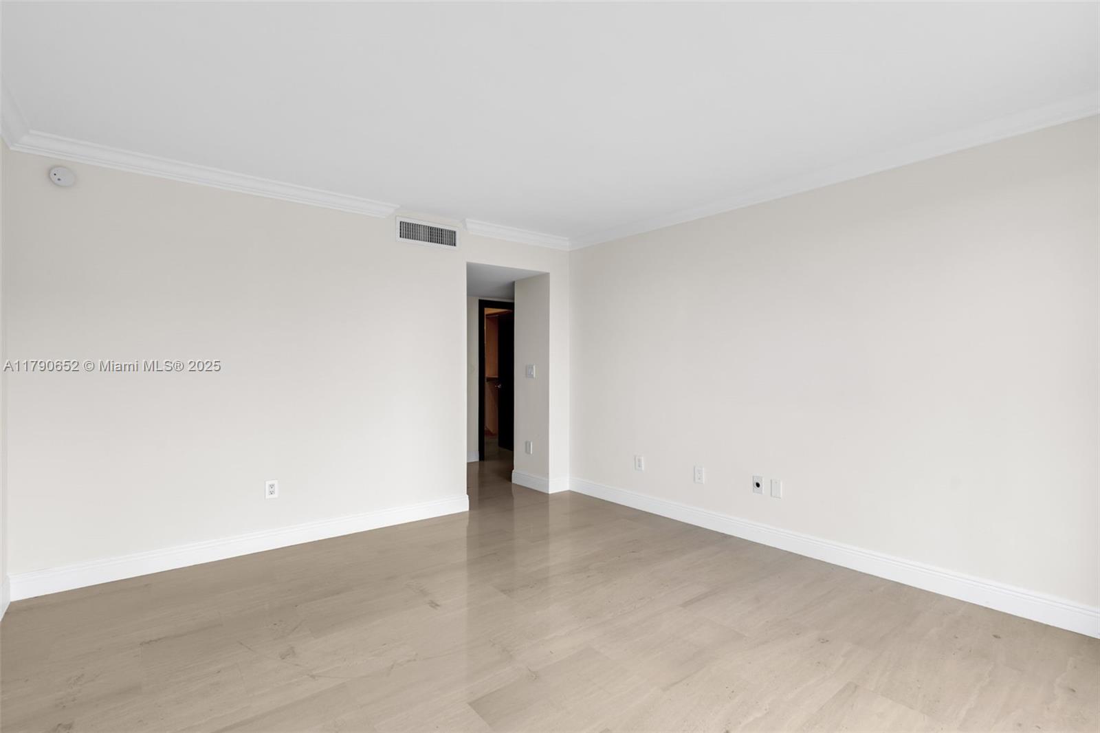 155 Ocean Lane Dr # 300