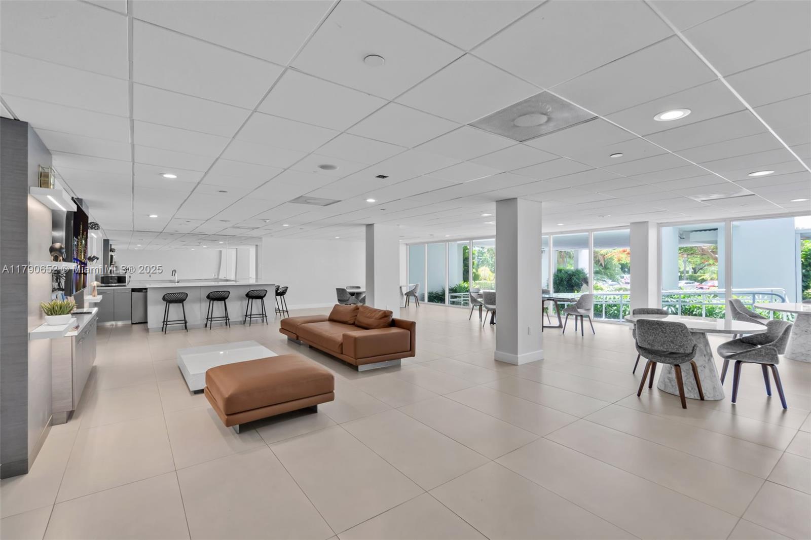 155 Ocean Lane Dr # 300