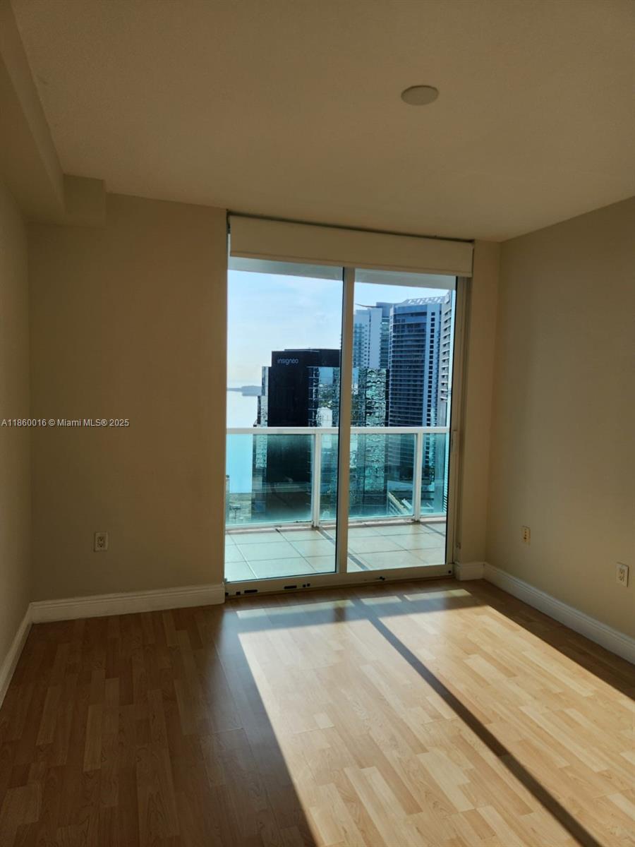 1250 S MIAMI AV Unit: 3304