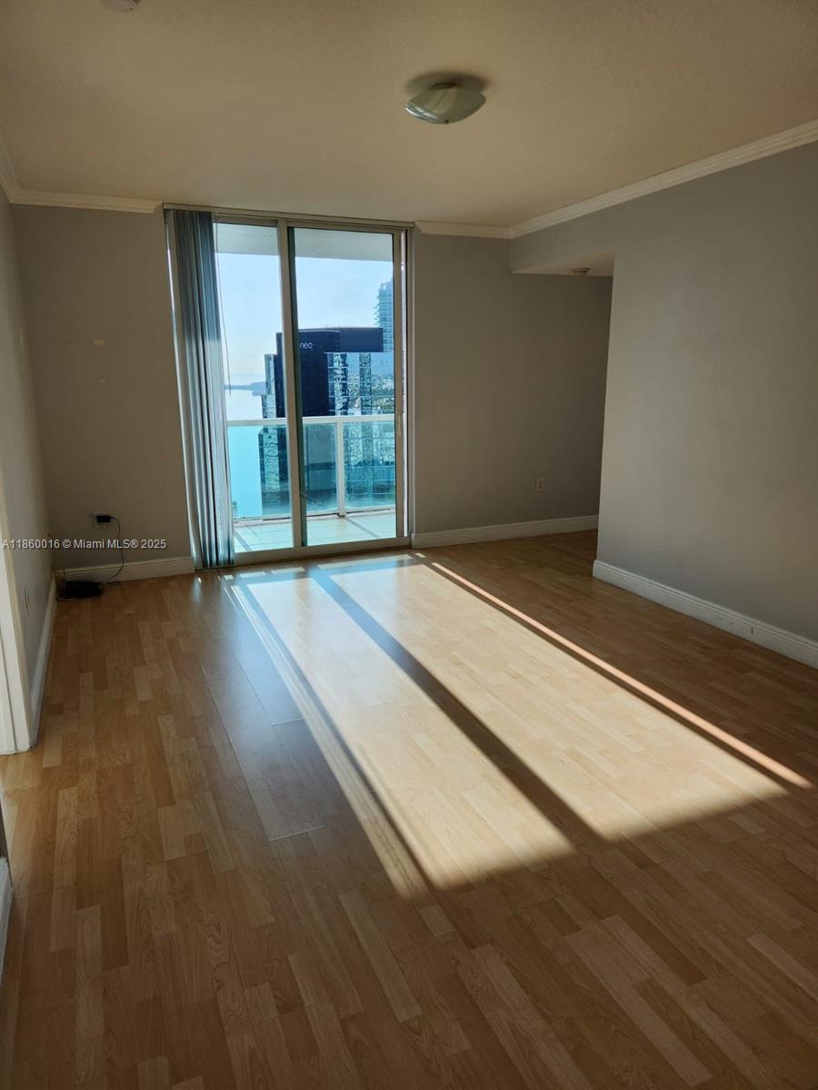 1250 S MIAMI AV Unit: 3304