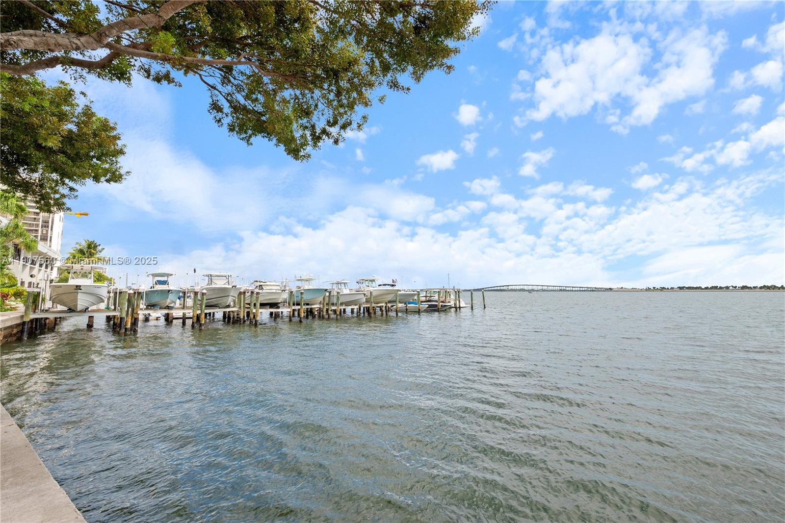 1925 Brickell Ave Unit: DPH3/4