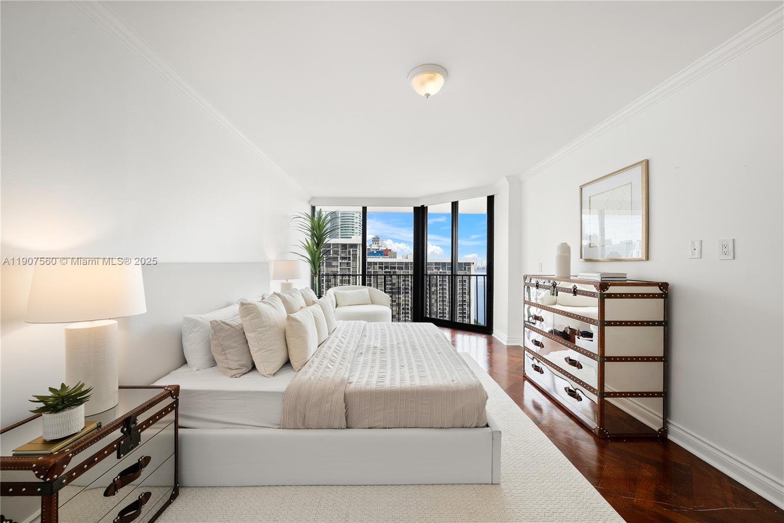 1925 Brickell Ave Unit: DPH3/4