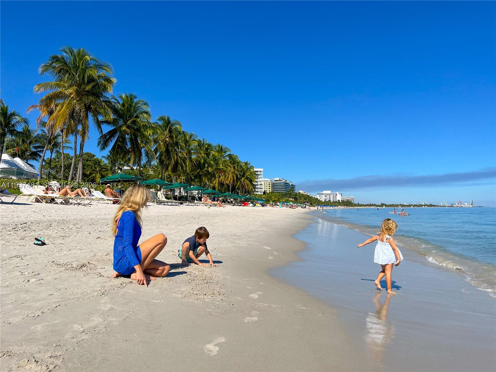 781 Crandon Blvd # 804