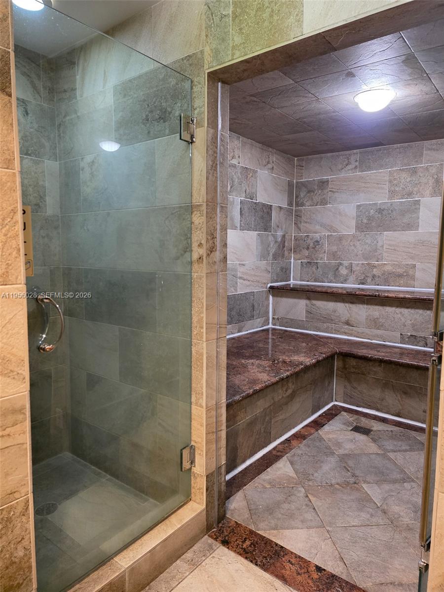 251 Crandon Blvd # 704