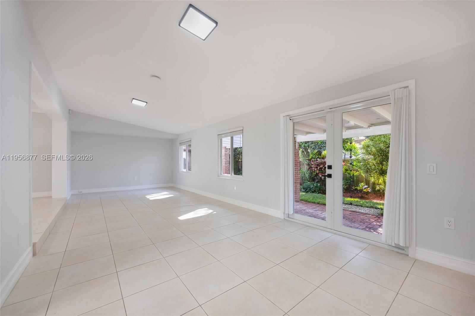 5730 SW 56th Ter