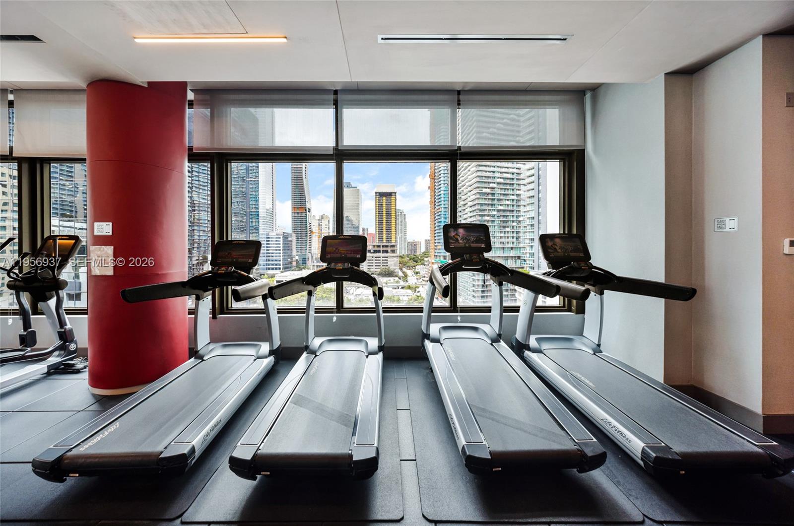 1080 Brickell Ave # 2708