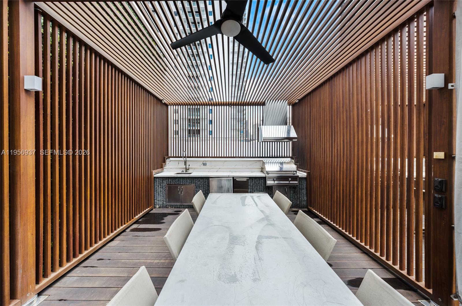 1080 Brickell Ave # 2708