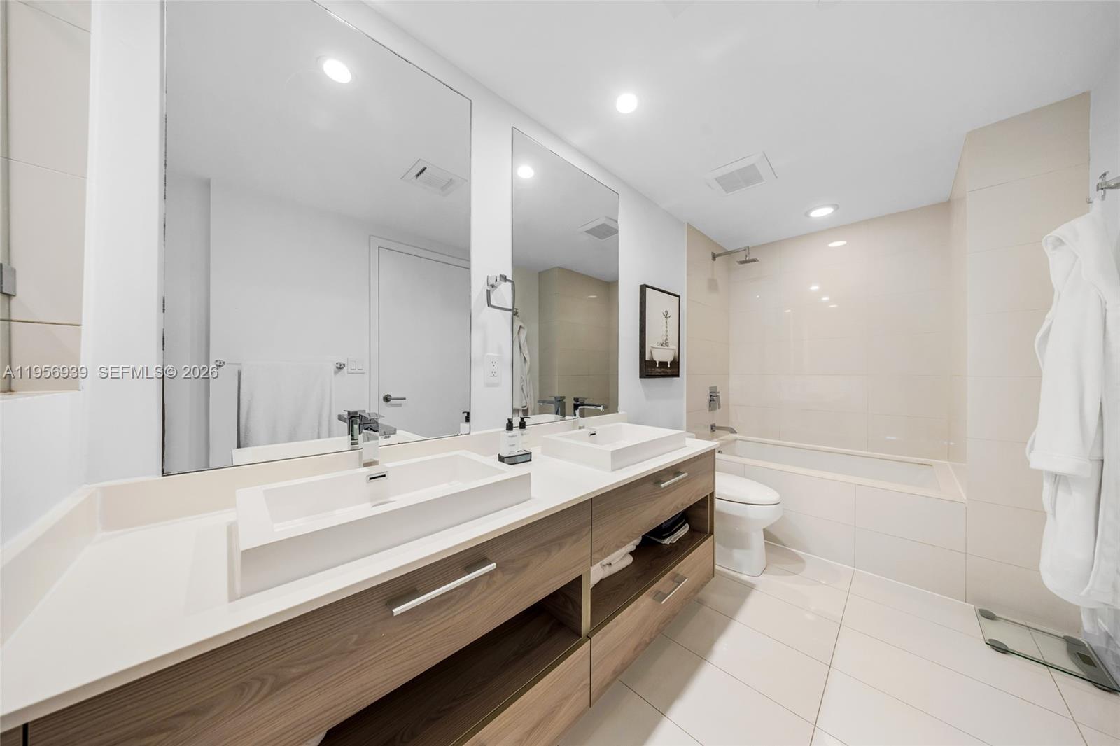 1300 S Miami Ave Unit: 4704