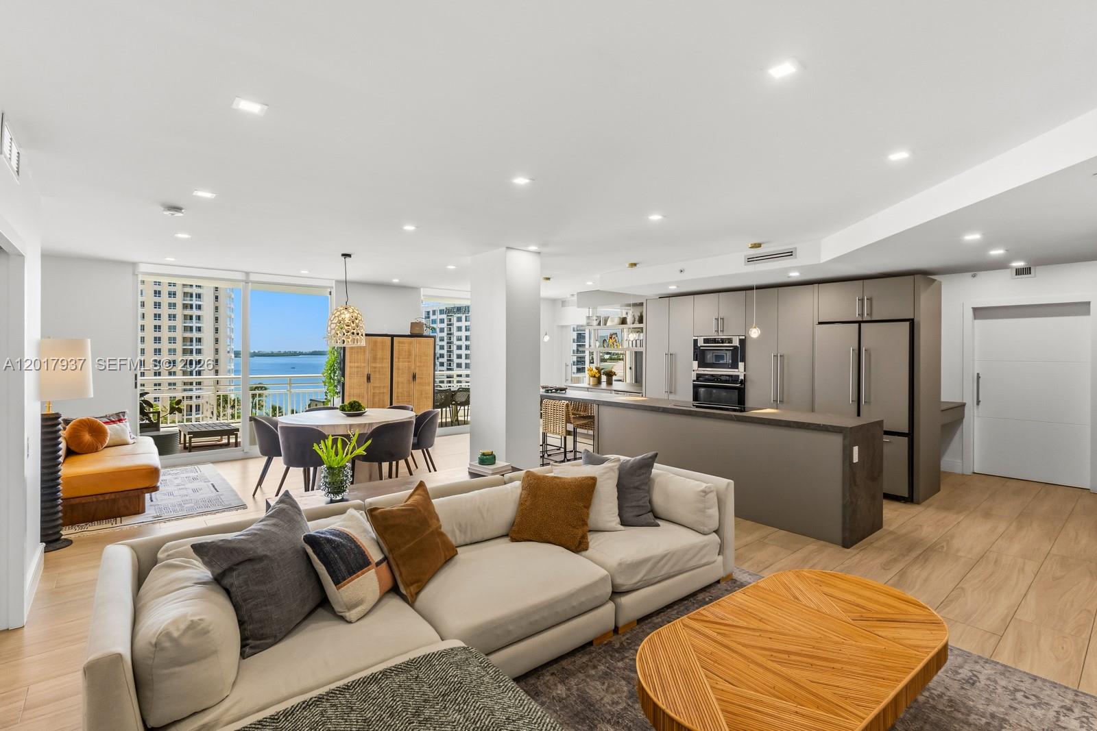 888 Brickell Key Dr # 1207