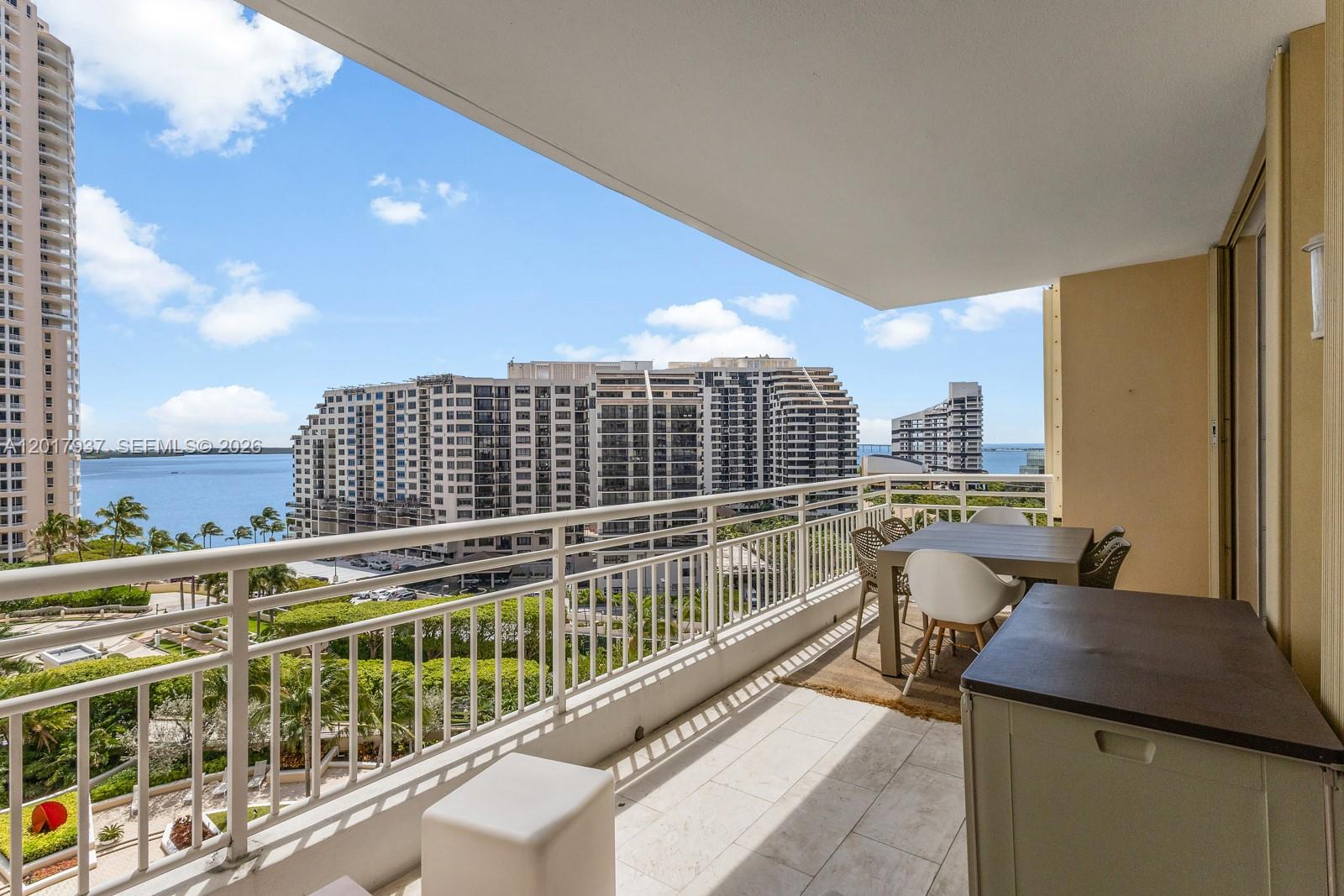 888 Brickell Key Dr # 1207