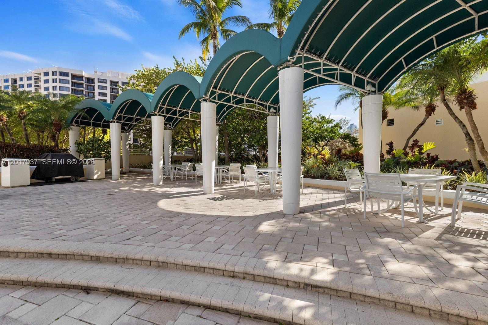 888 Brickell Key Dr # 1207