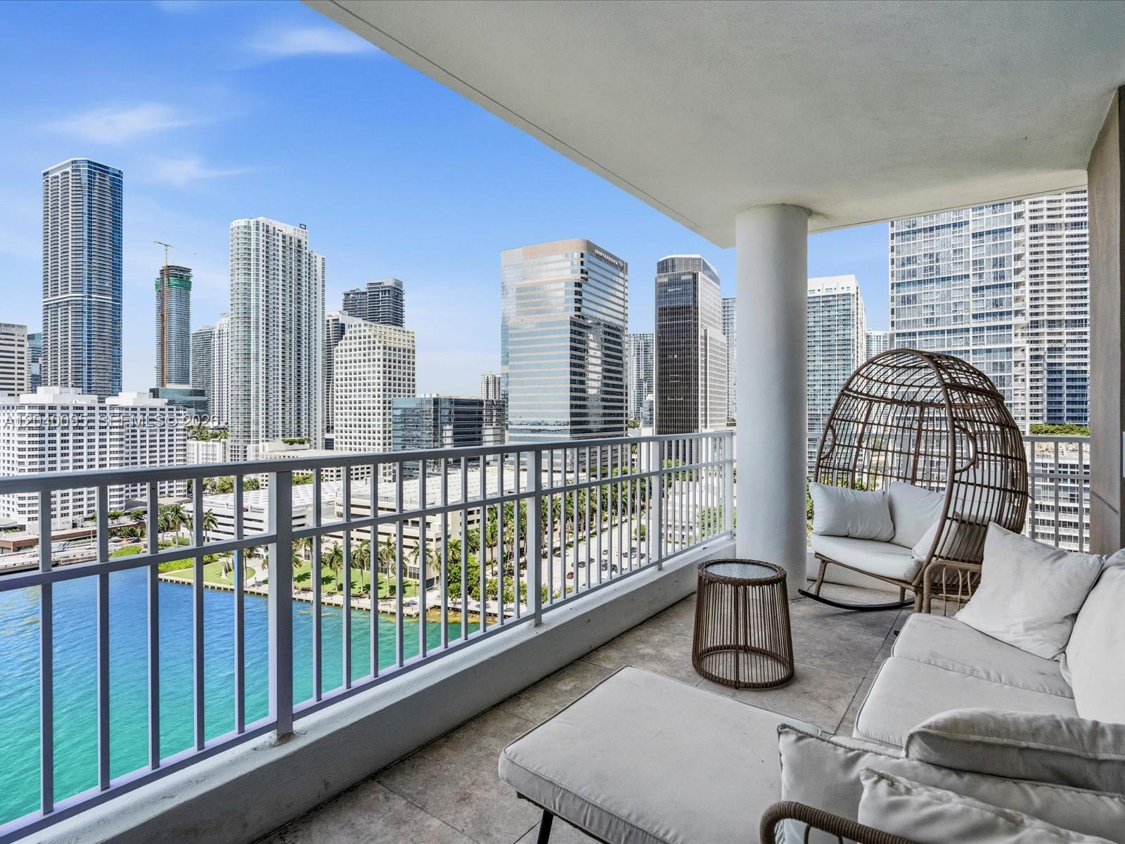 701 Brickell Key Blvd # 1903