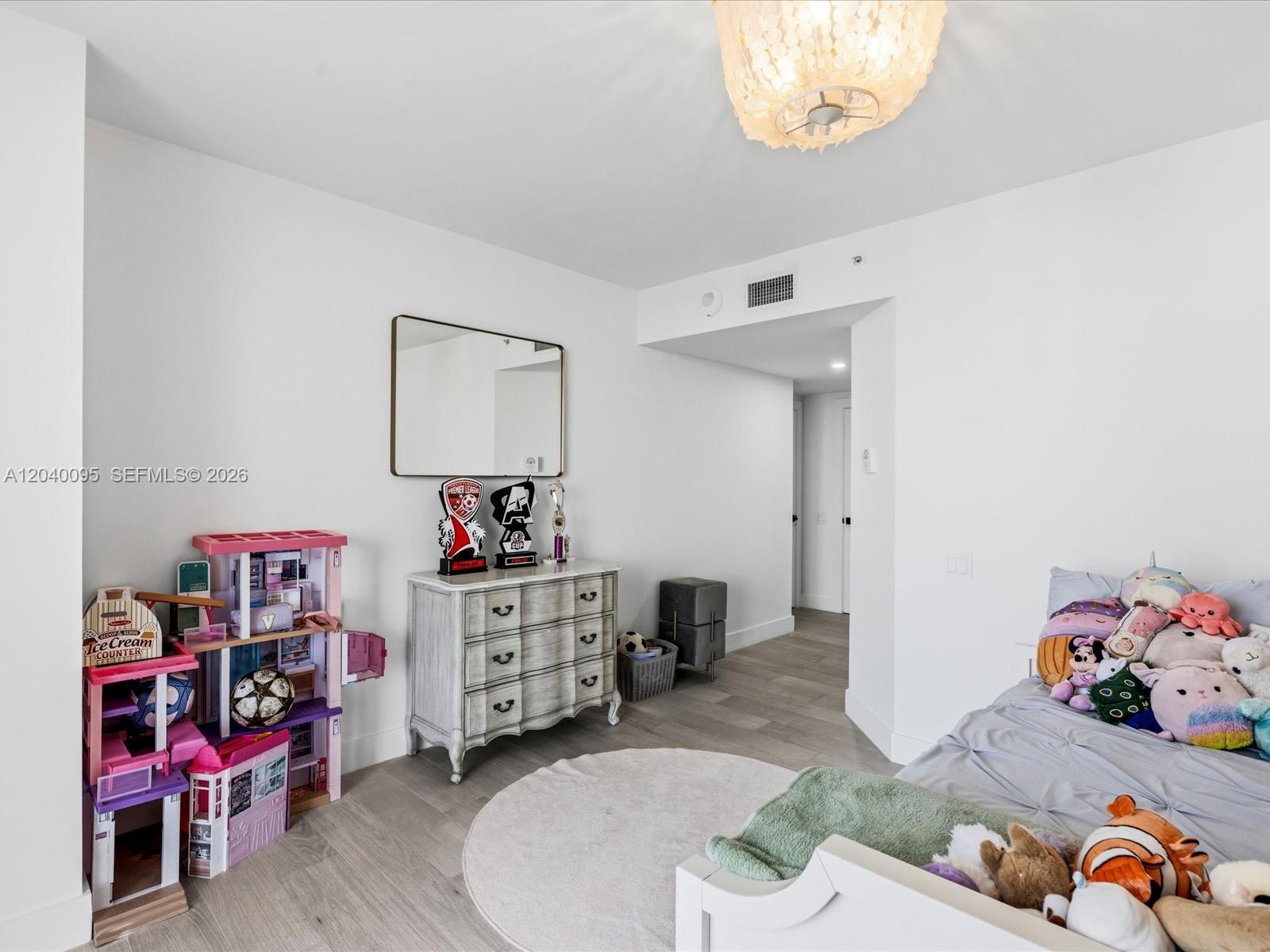 701 Brickell Key Blvd # 1903