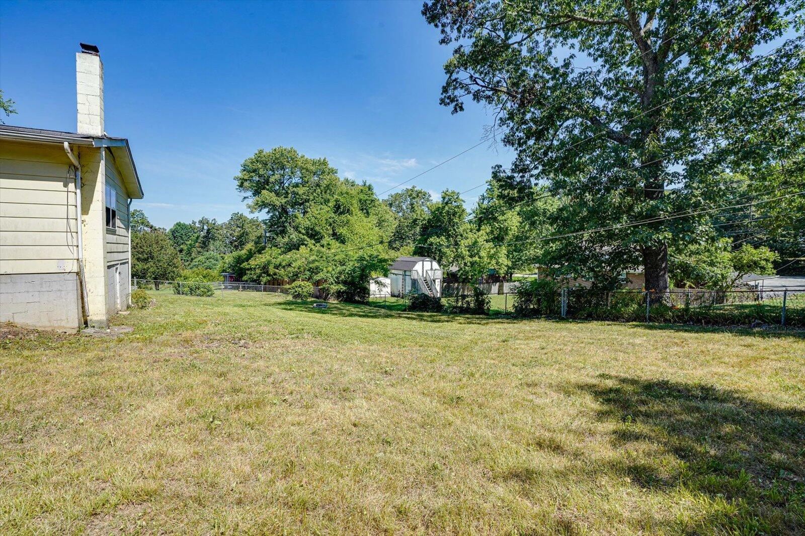 4026 E Freedom Circle