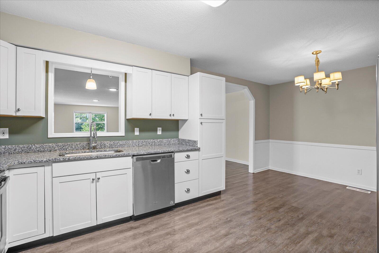 4026 E Freedom Circle