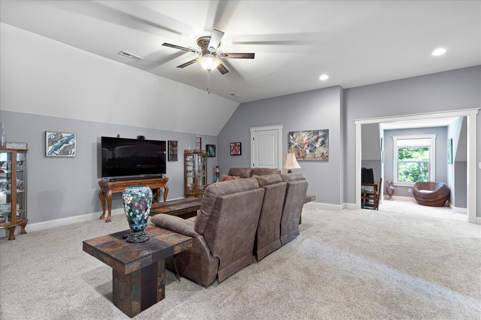 9612 Caseview Drive