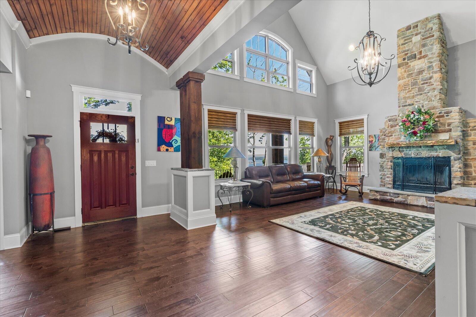 9612 Caseview Drive