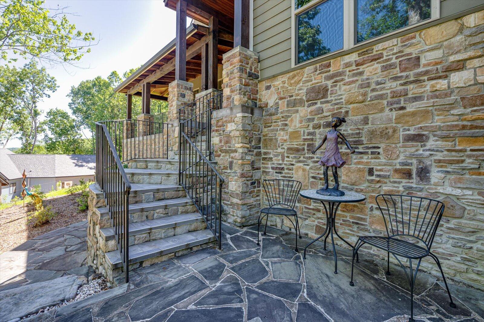9612 Caseview Drive