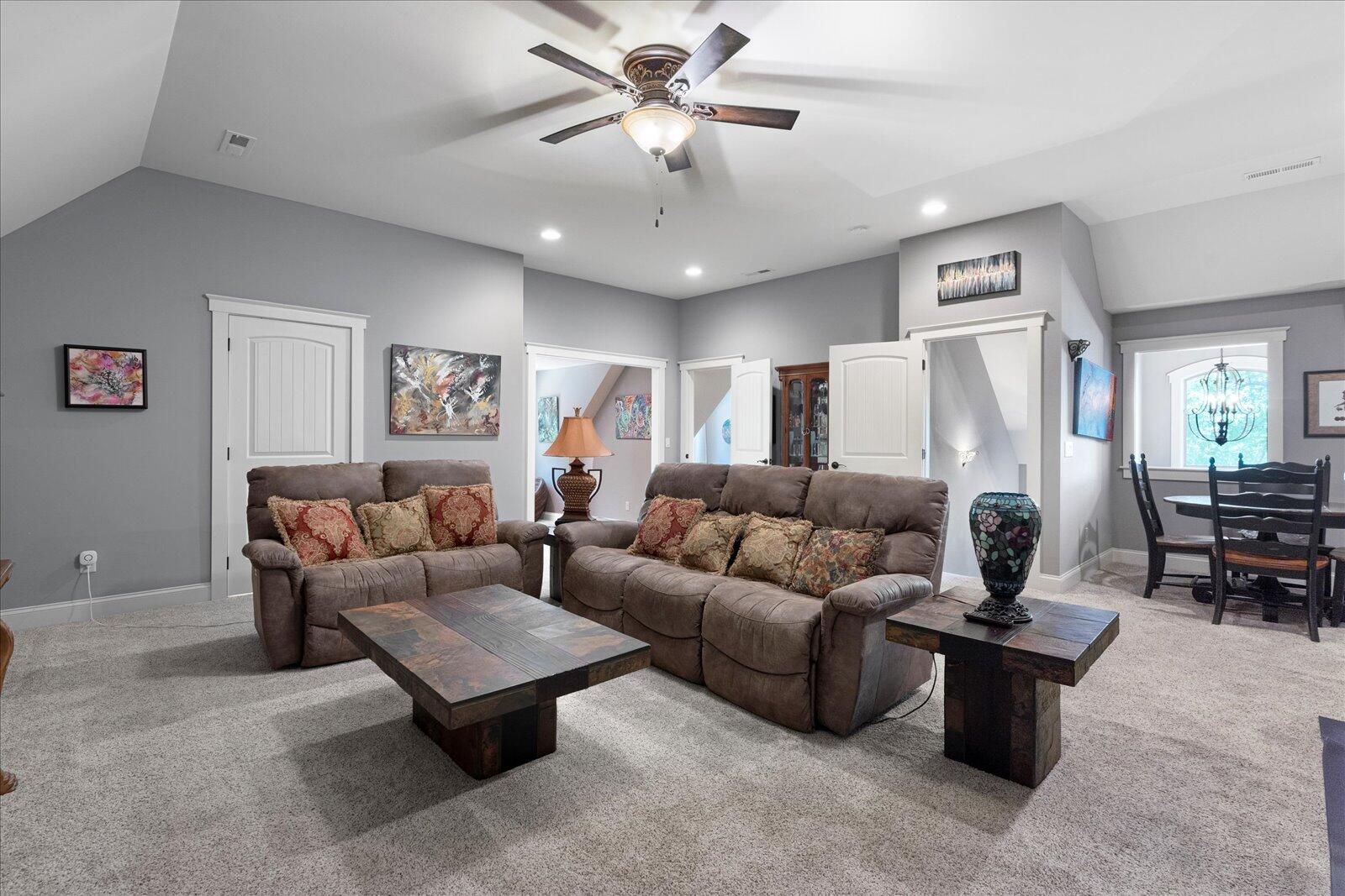 9612 Caseview Drive