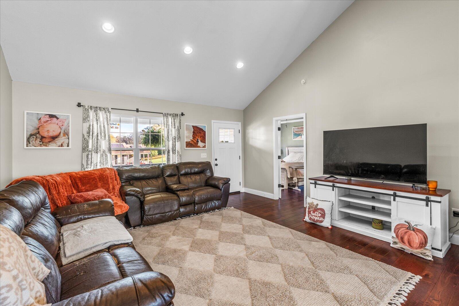 294 Fiddlers Drive