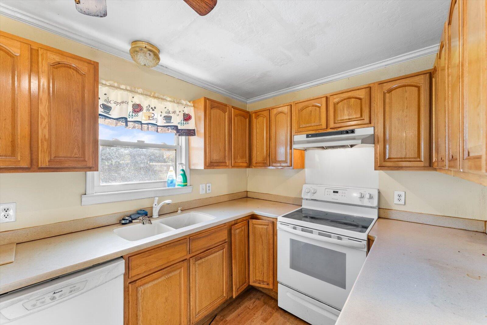 204 Mountain View Circle