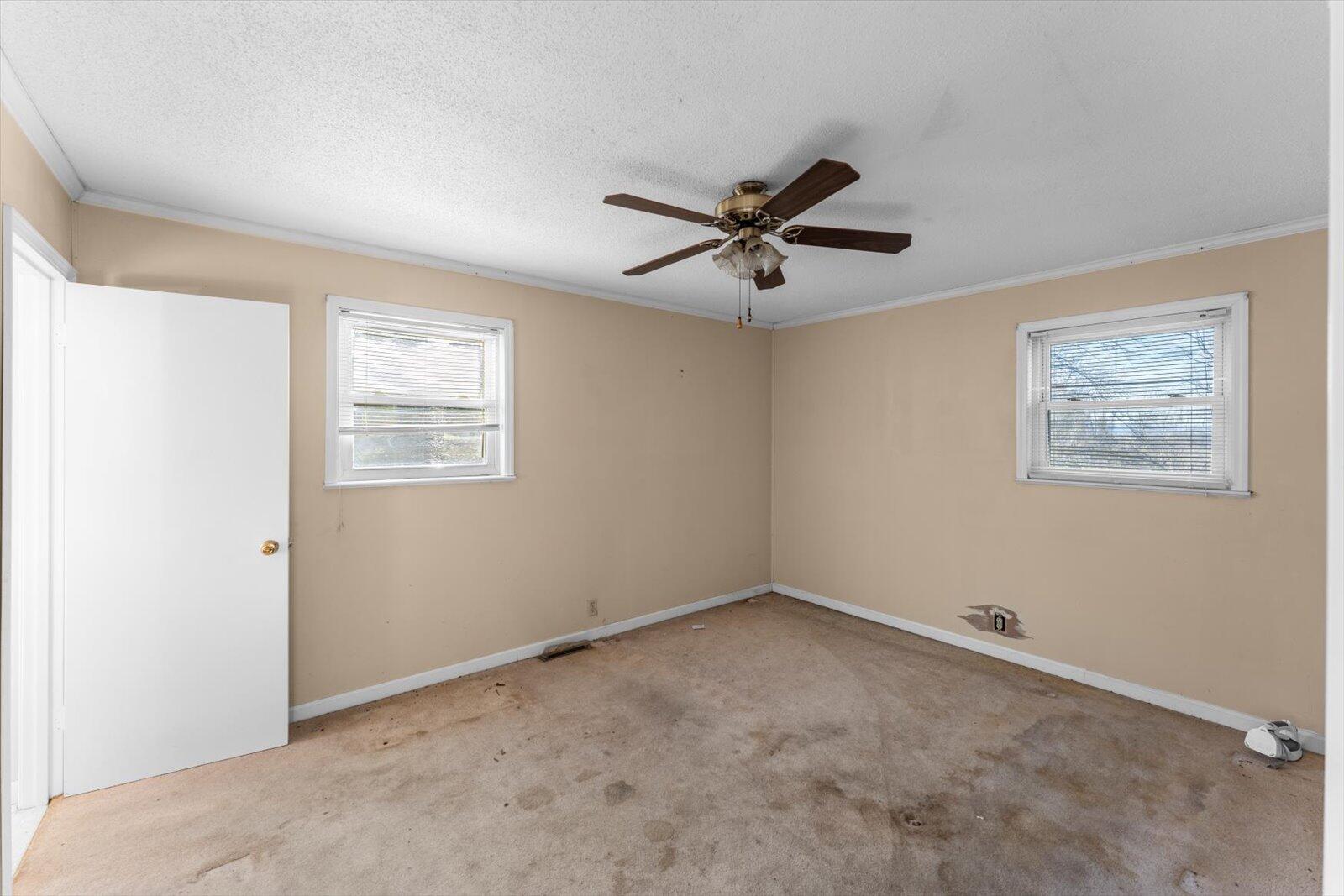 204 Mountain View Circle