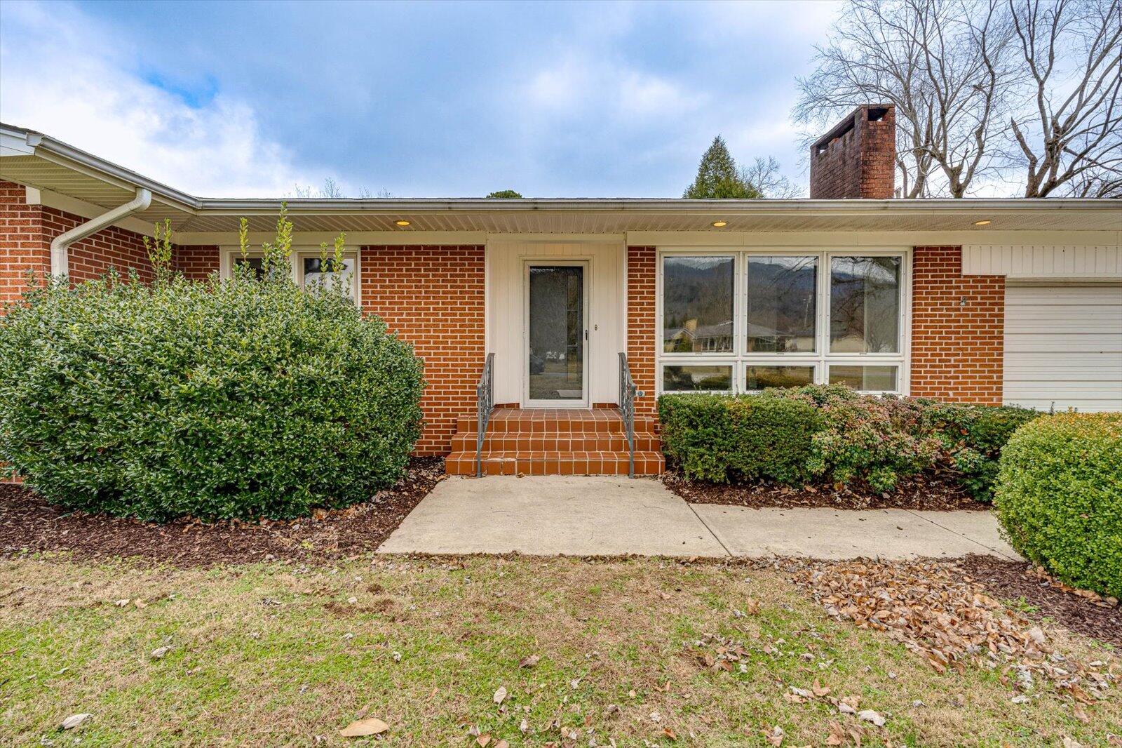 802 Dennis Avenue