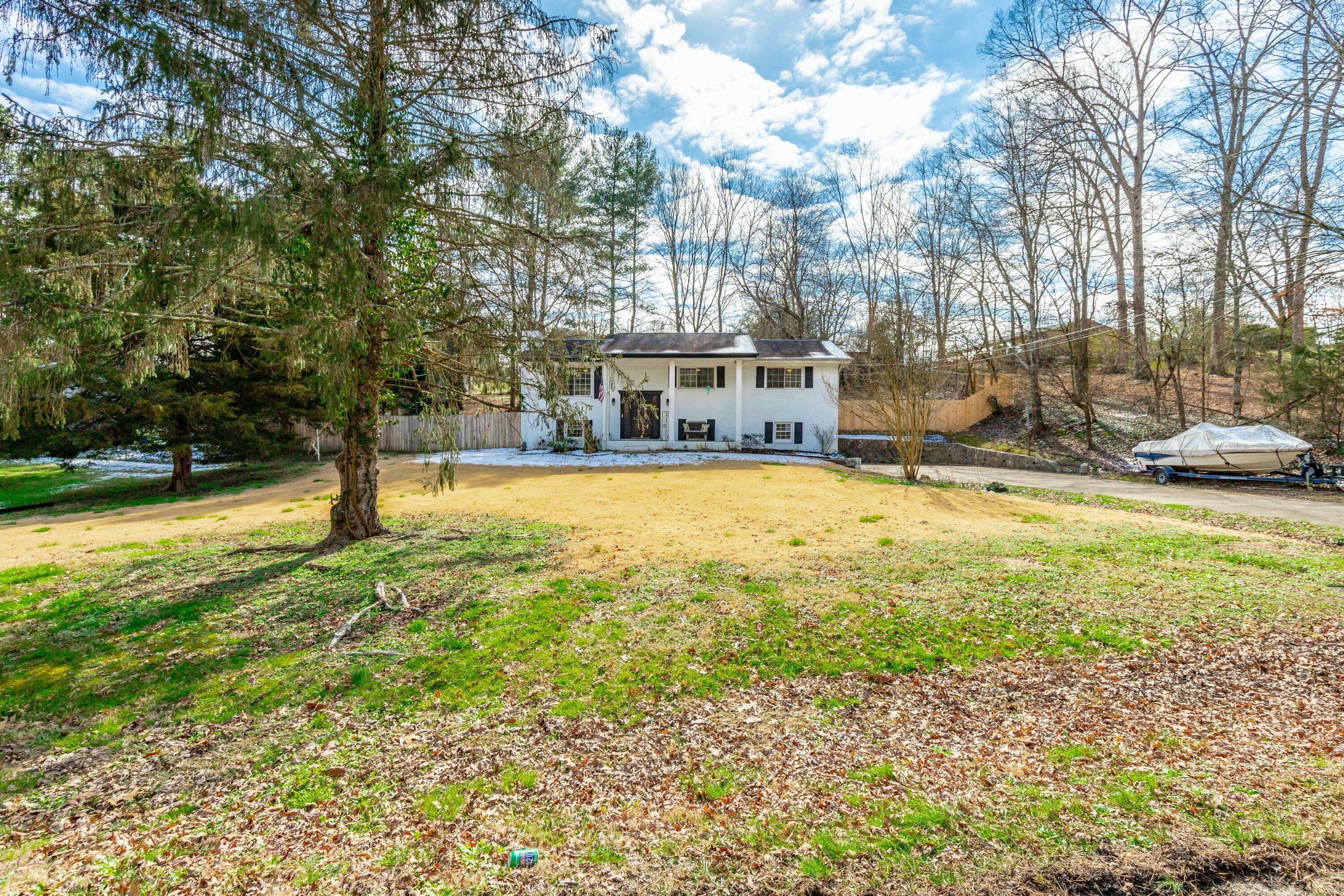 7710 Moses Road