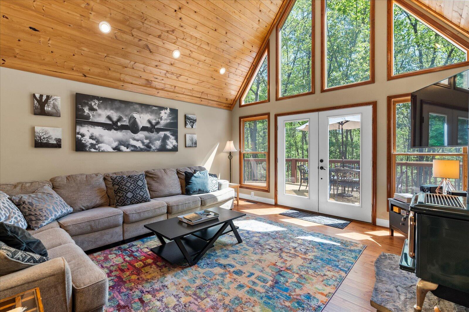 557 Green Forest Road
