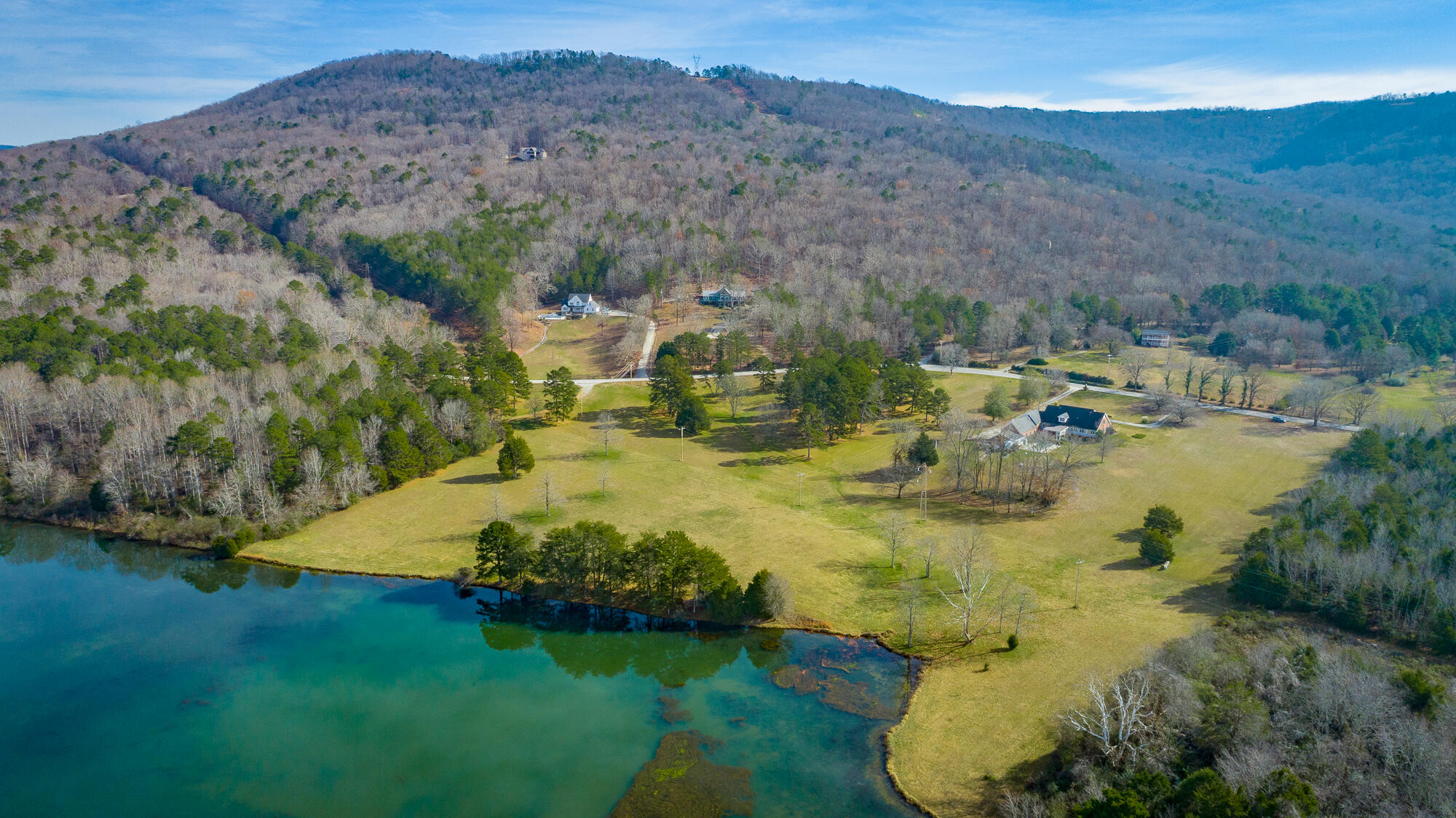 8121 Highway 156