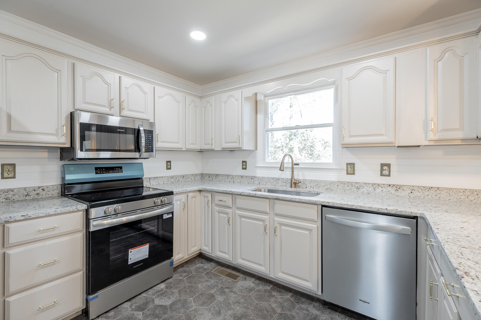 114 Mountain View Drive
