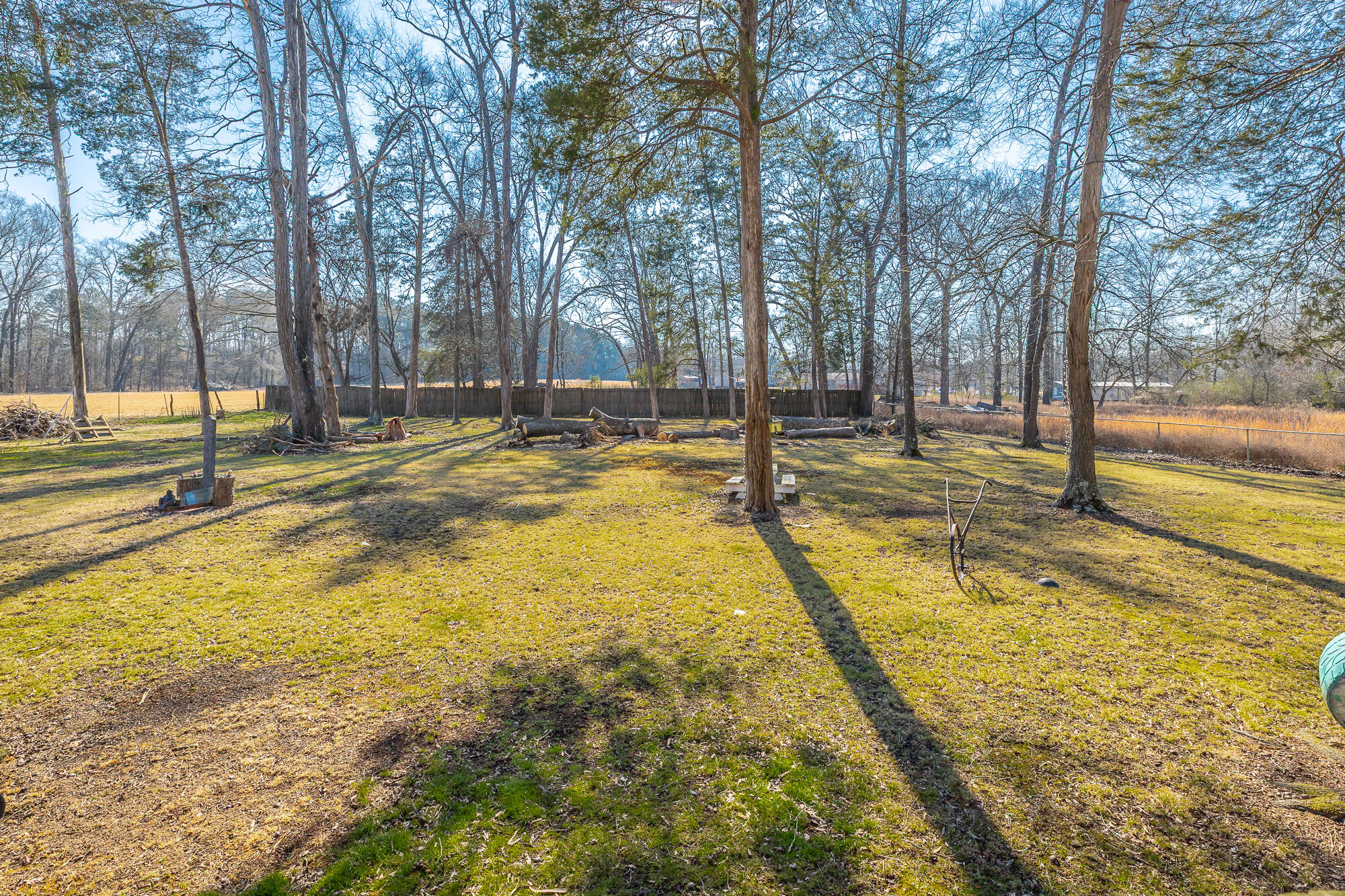 2582 E Valley Road