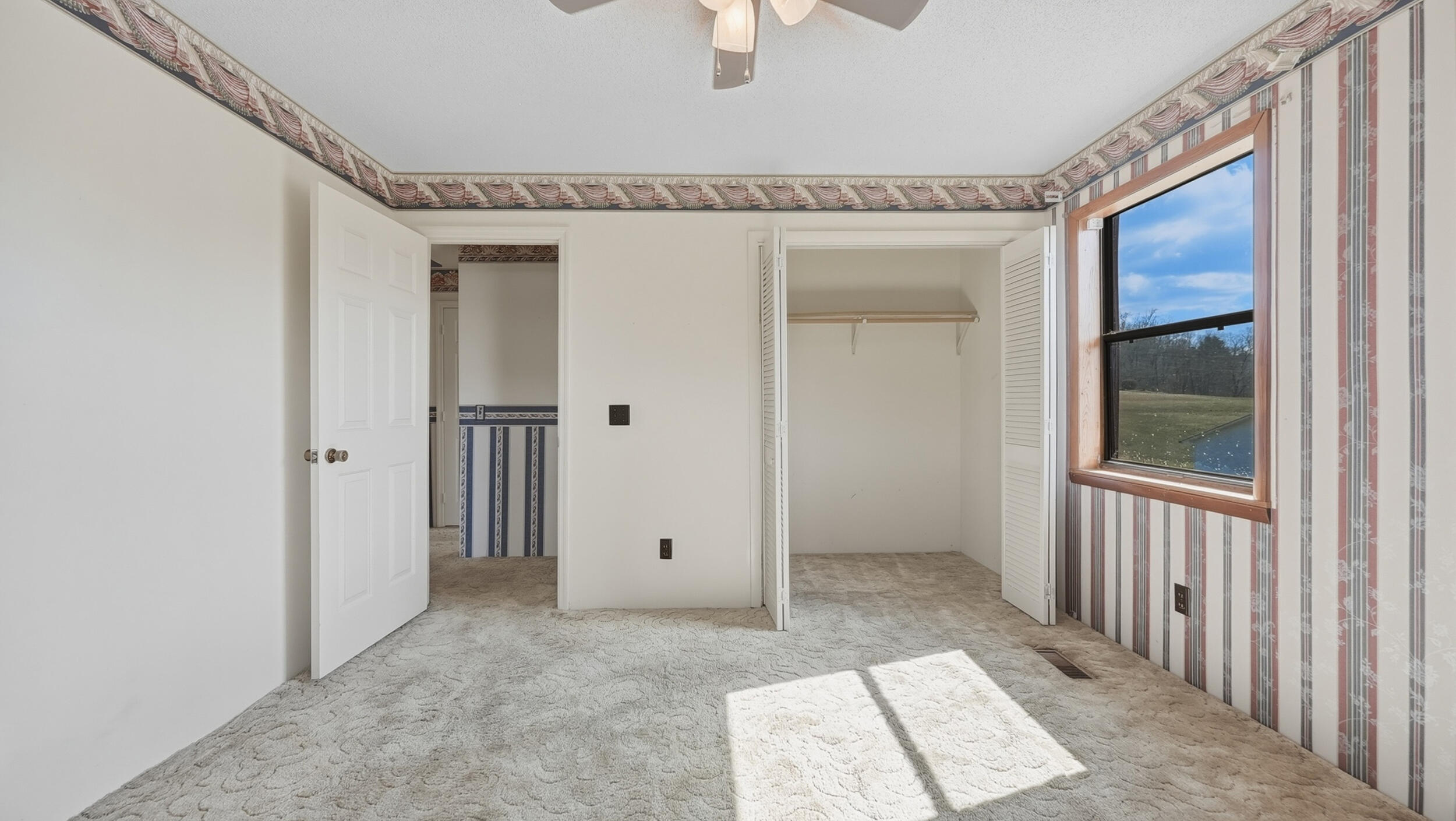 568 S Elm Street