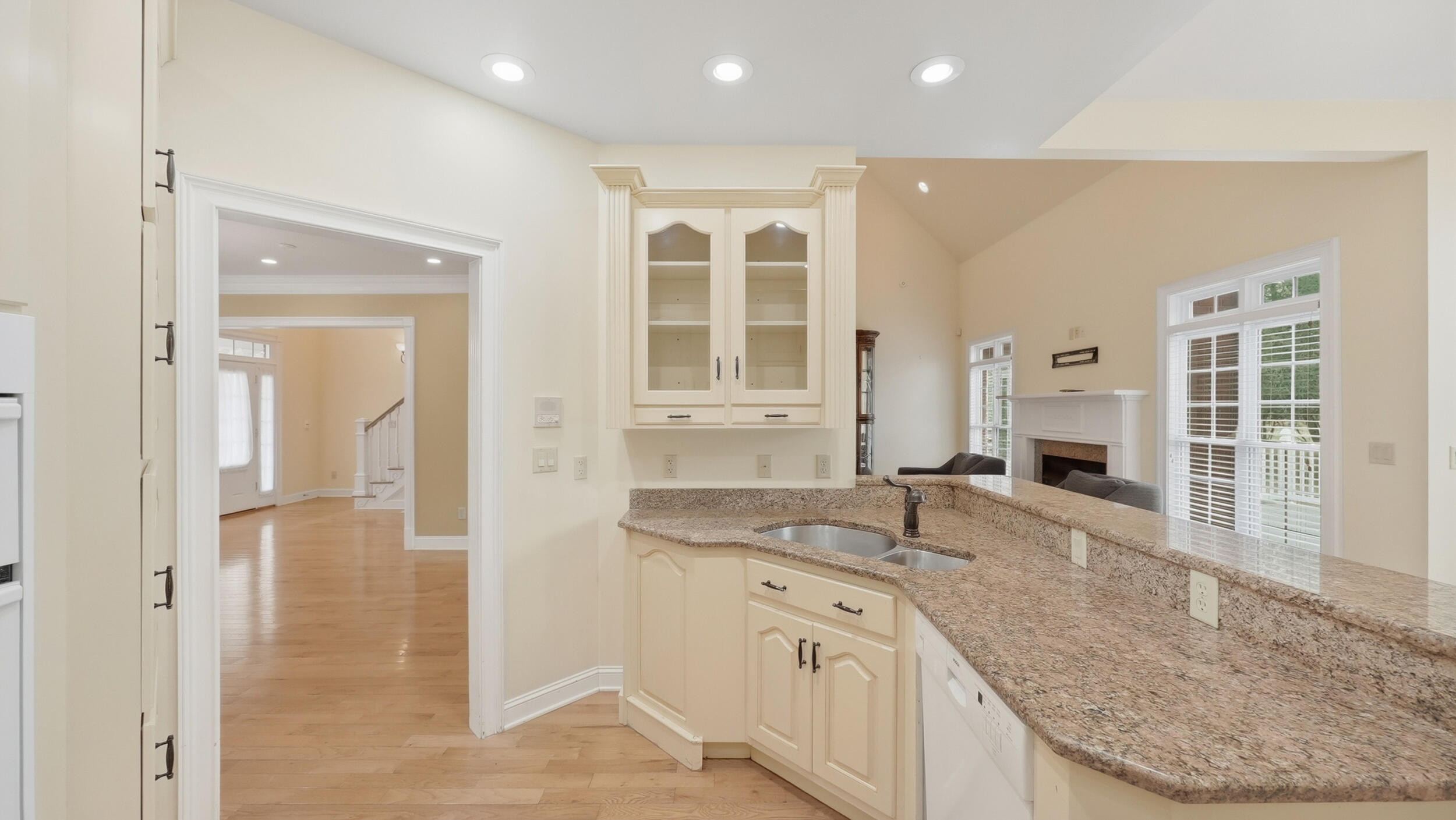 825 Dennis Avenue