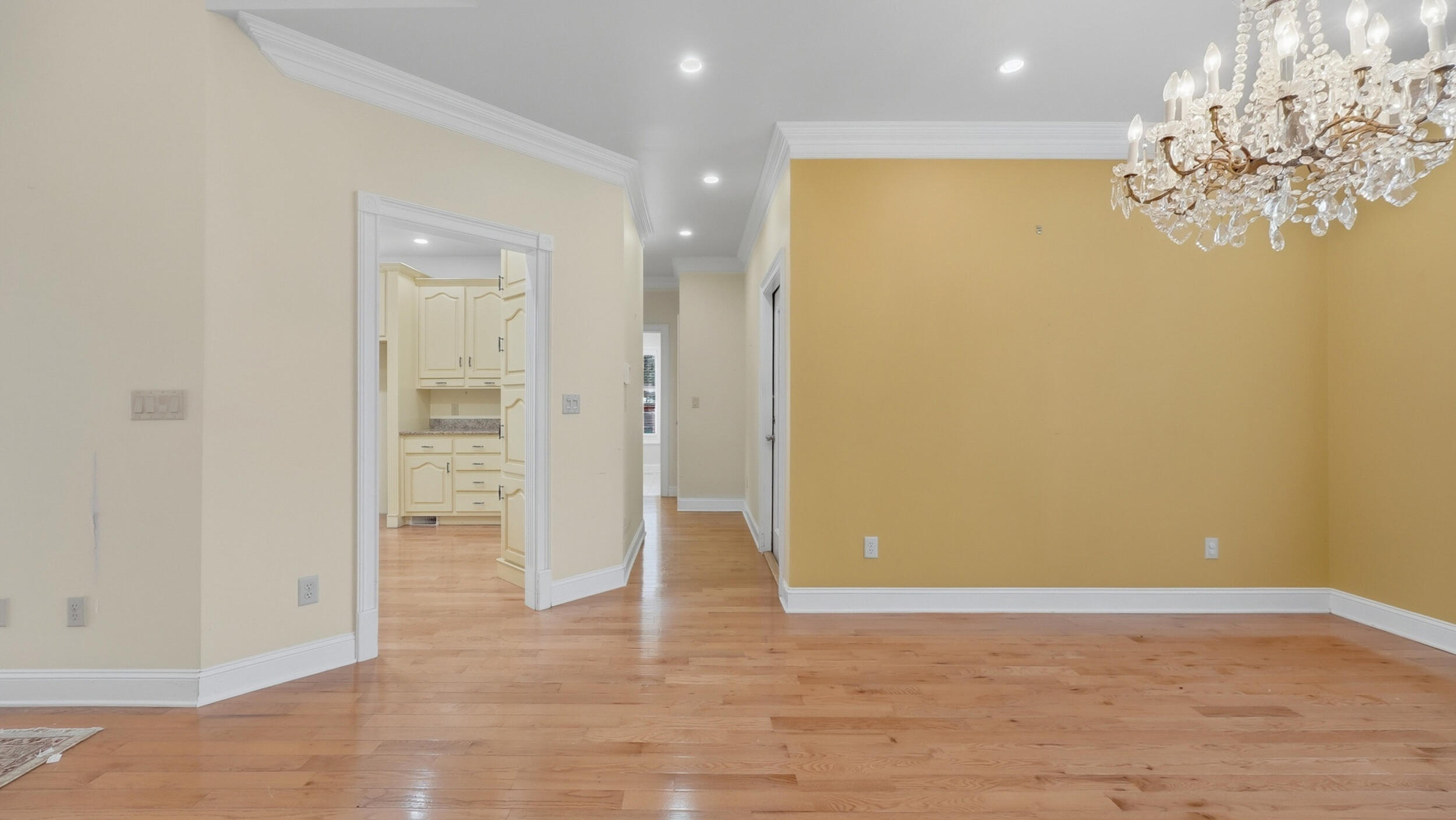 825 Dennis Avenue