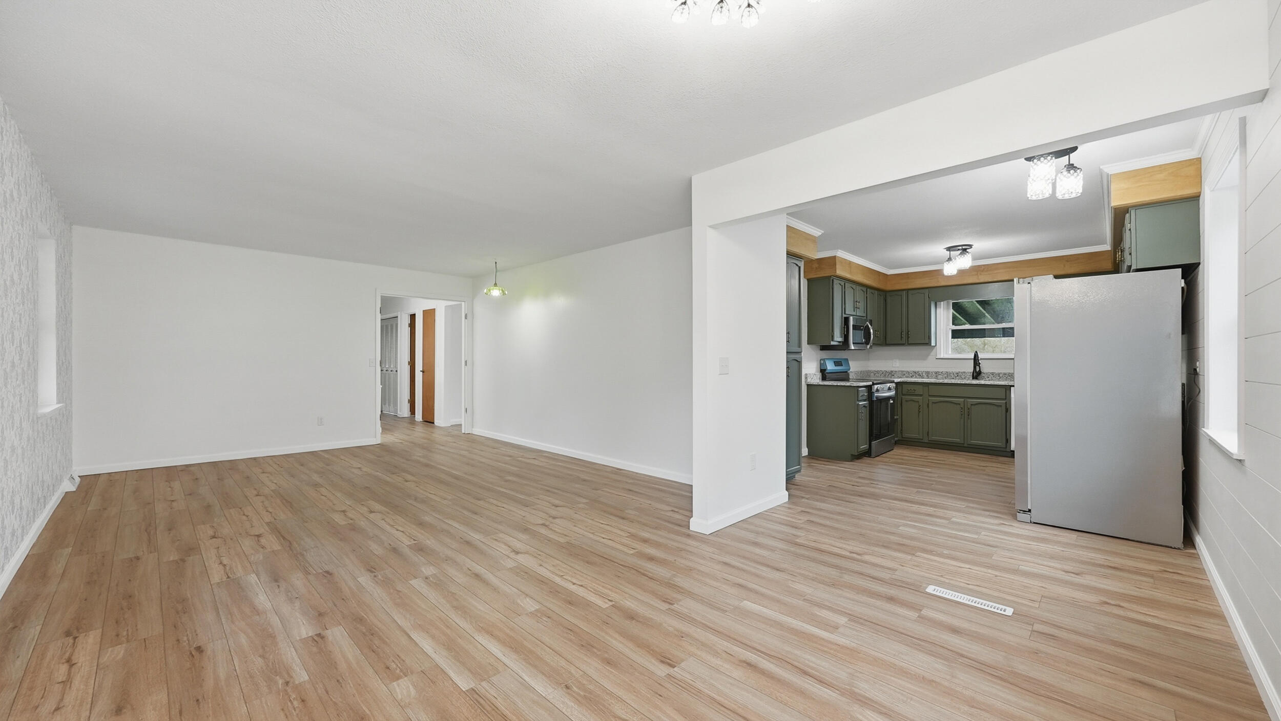 379 Pleasant View Circle
