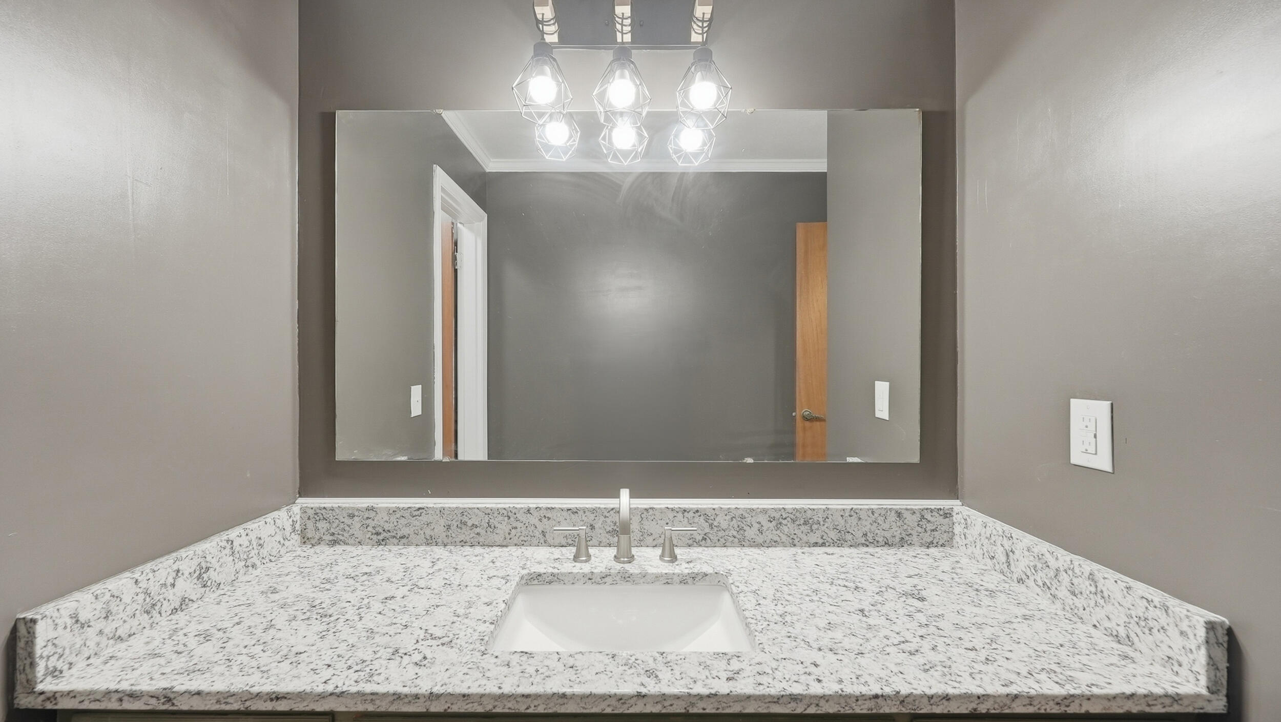 379 Pleasant View Circle