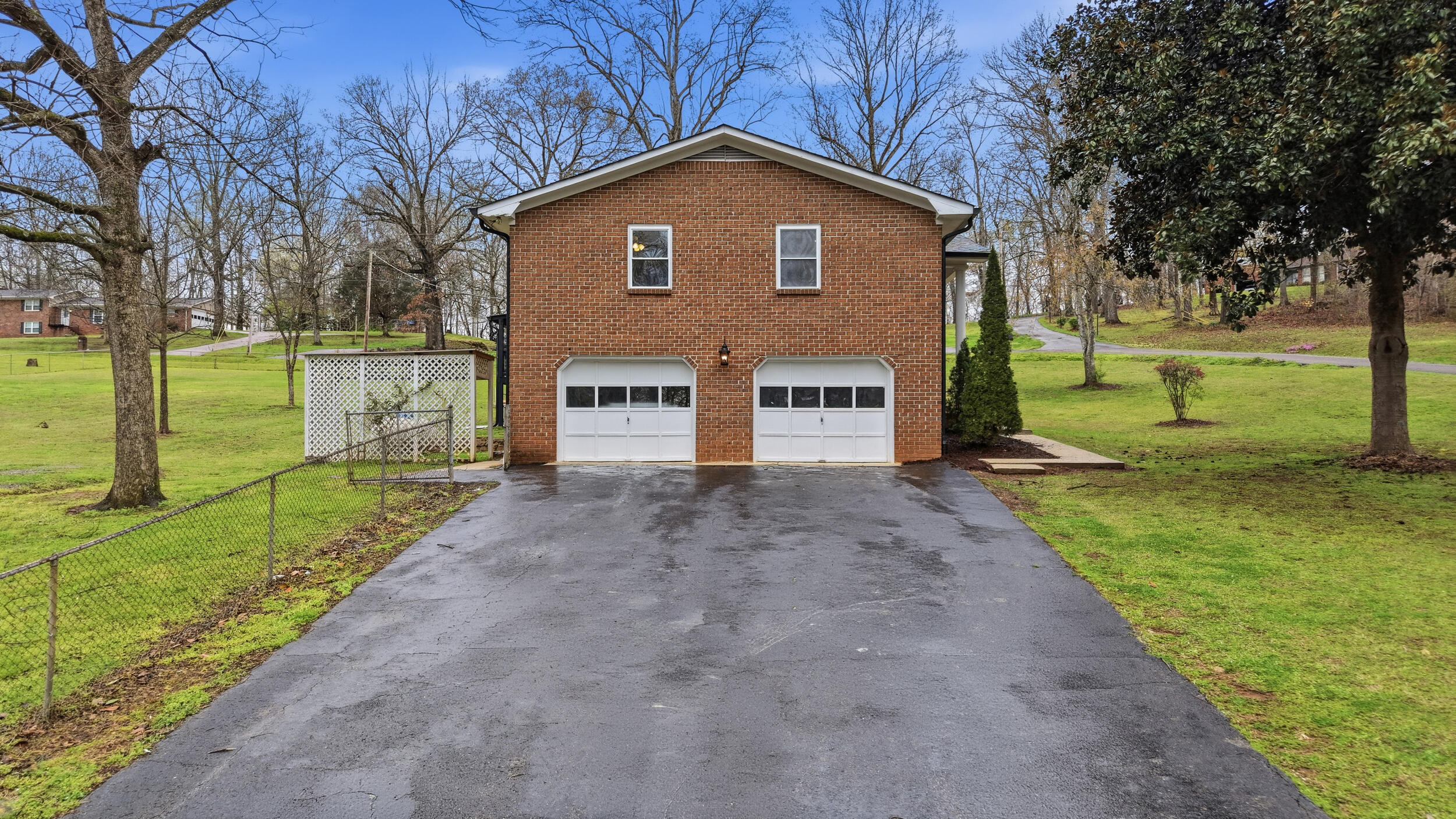 379 Pleasant View Circle