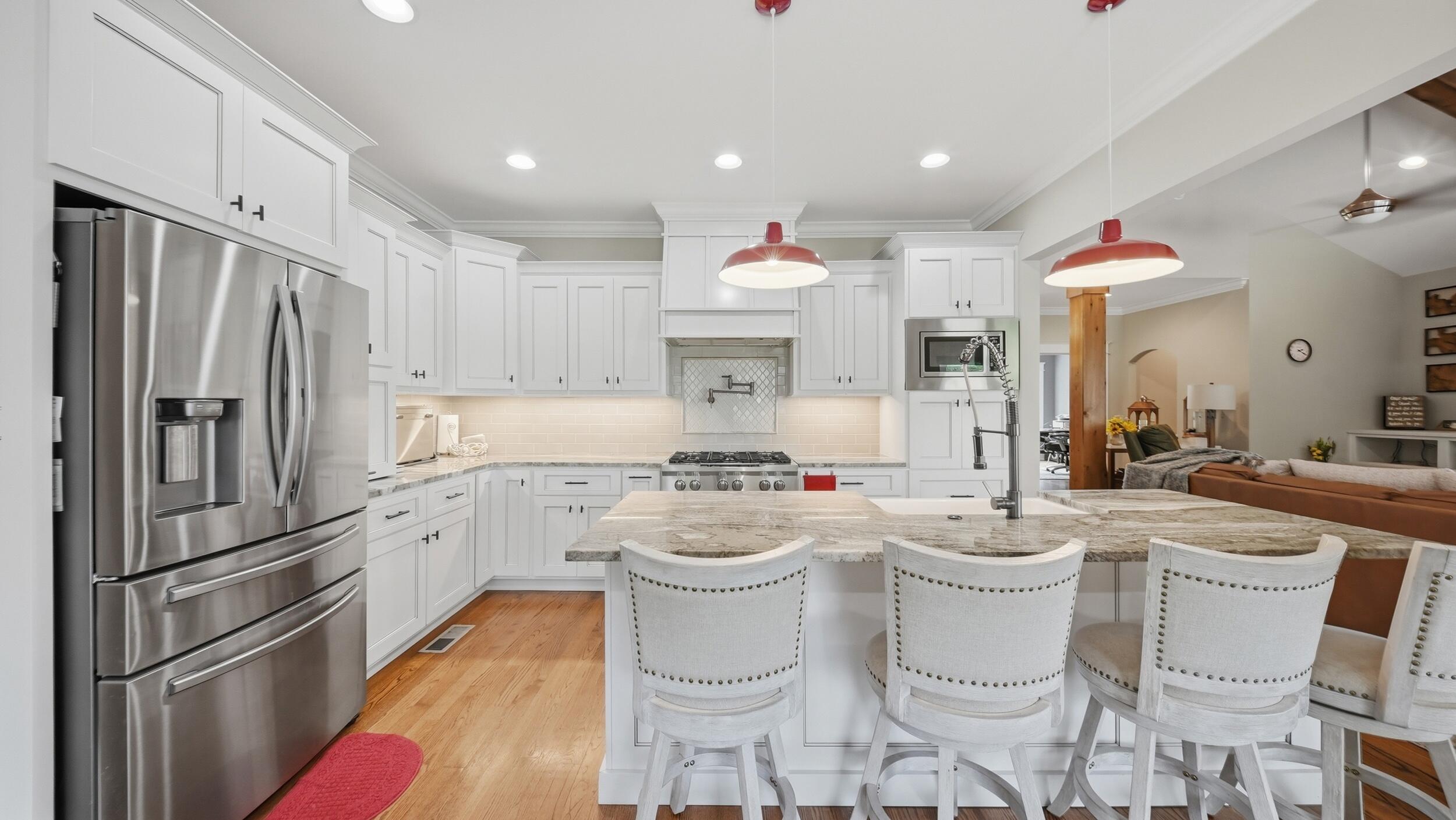 975 Cumberland Circle