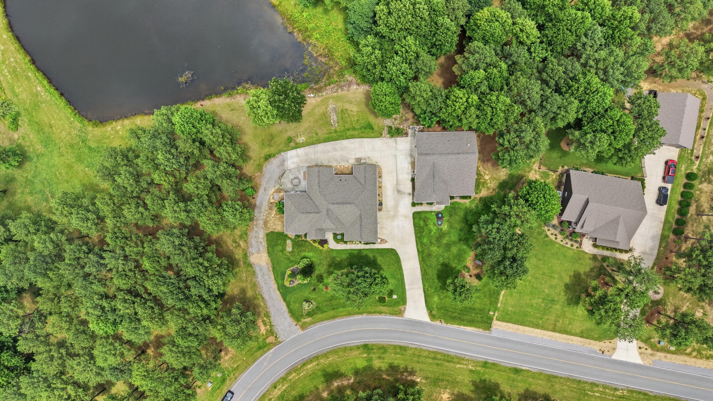 975 Cumberland Circle