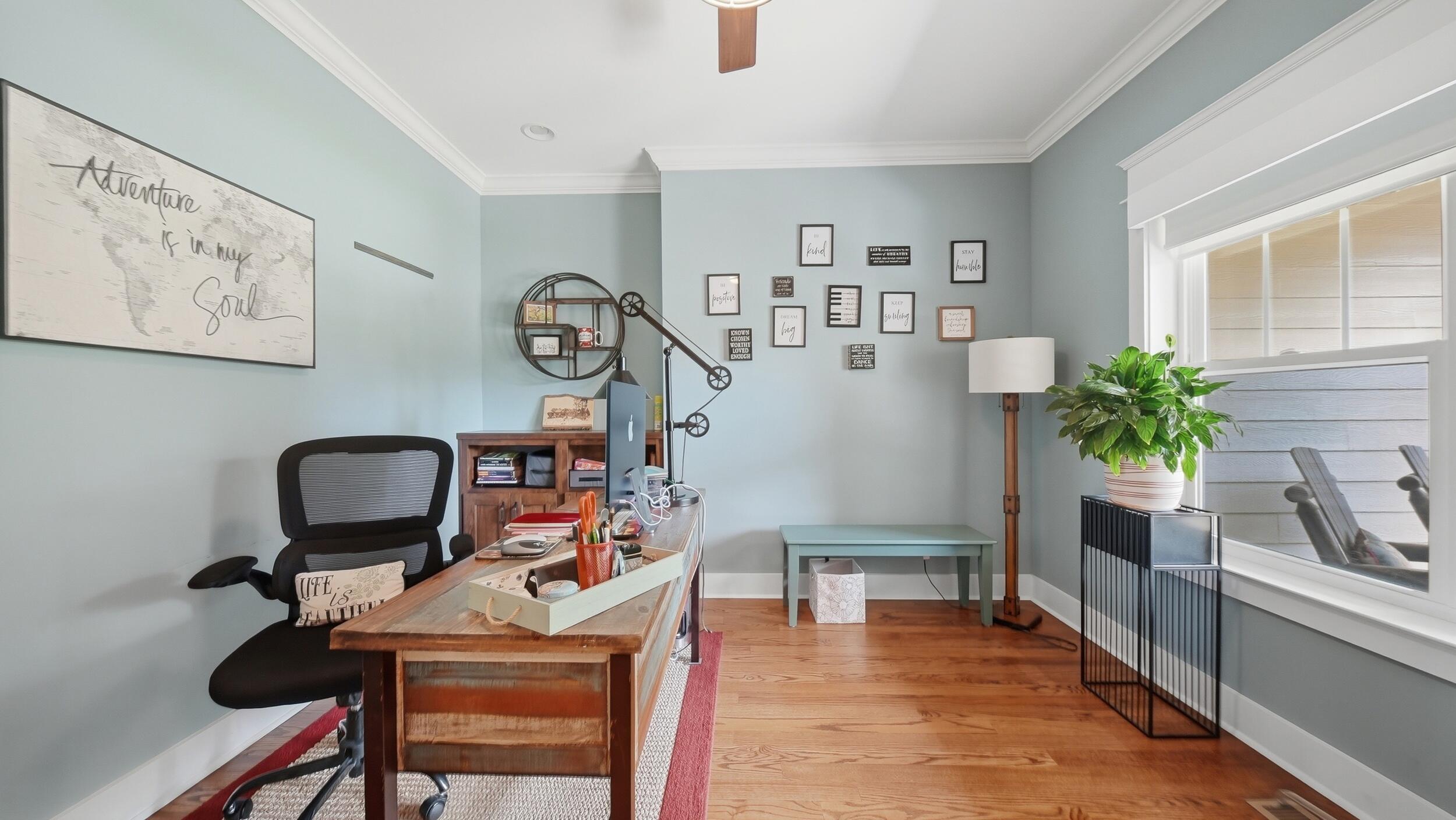 975 Cumberland Circle