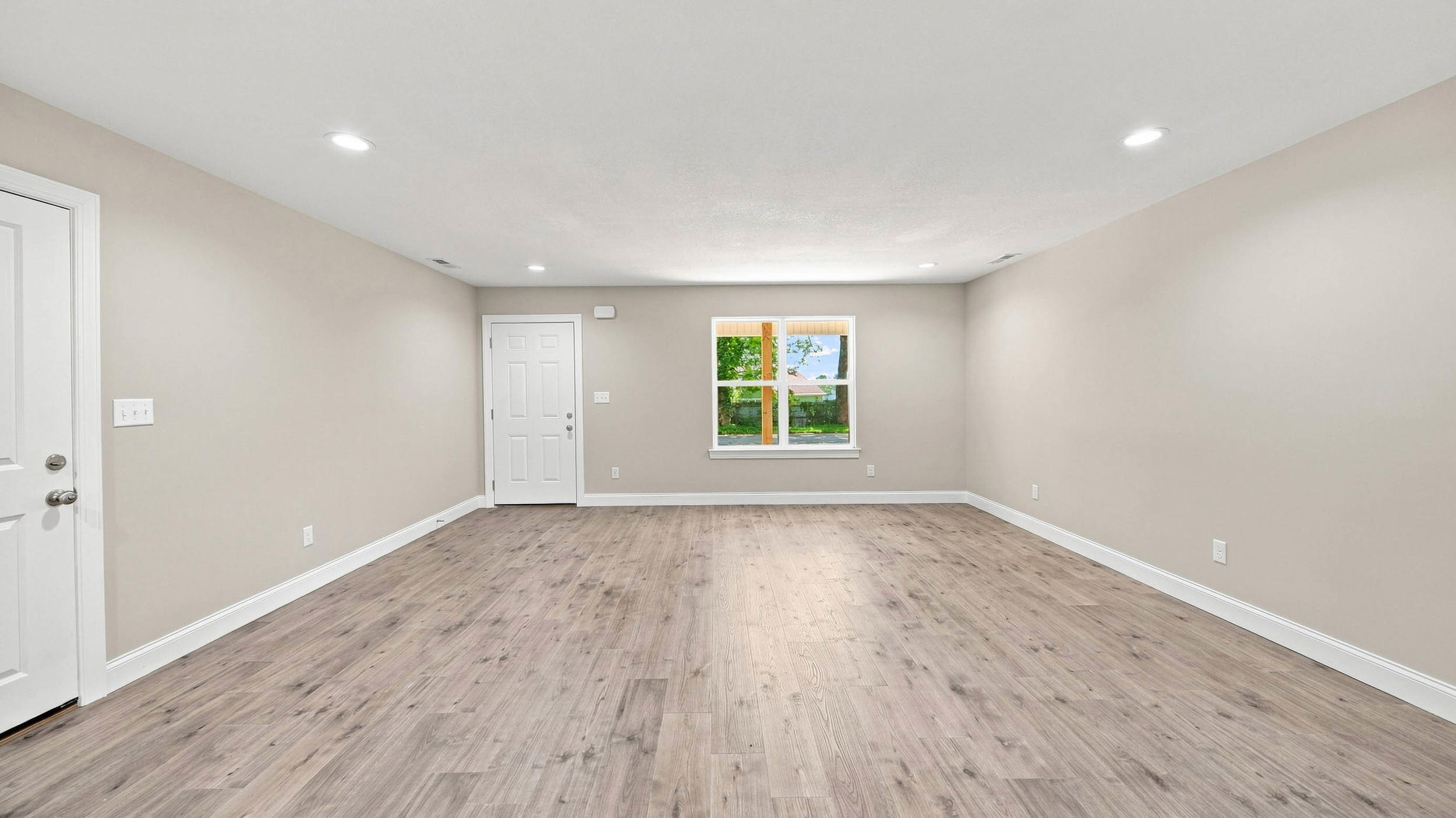786 Castleview Circle