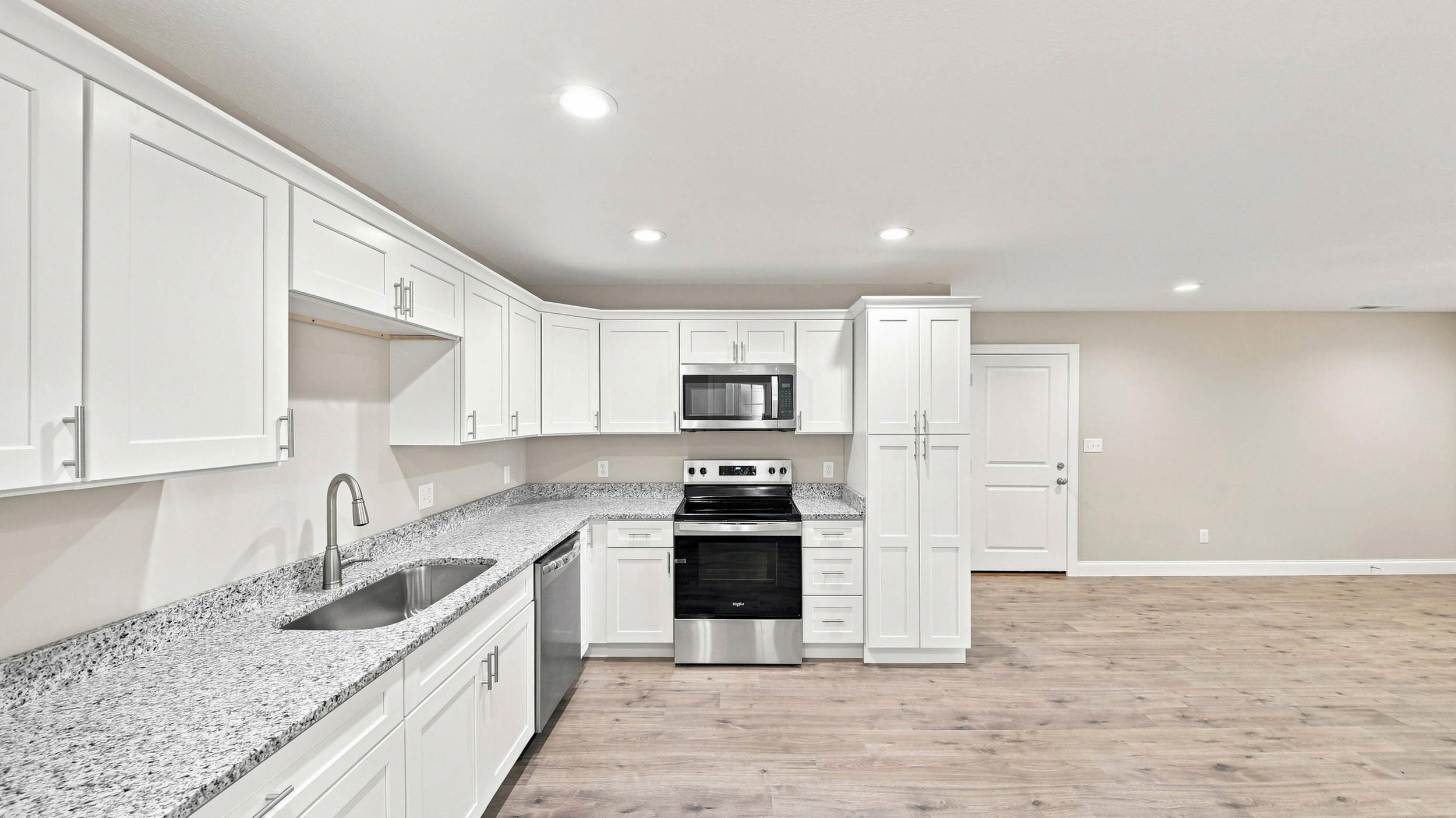 786 Castleview Circle