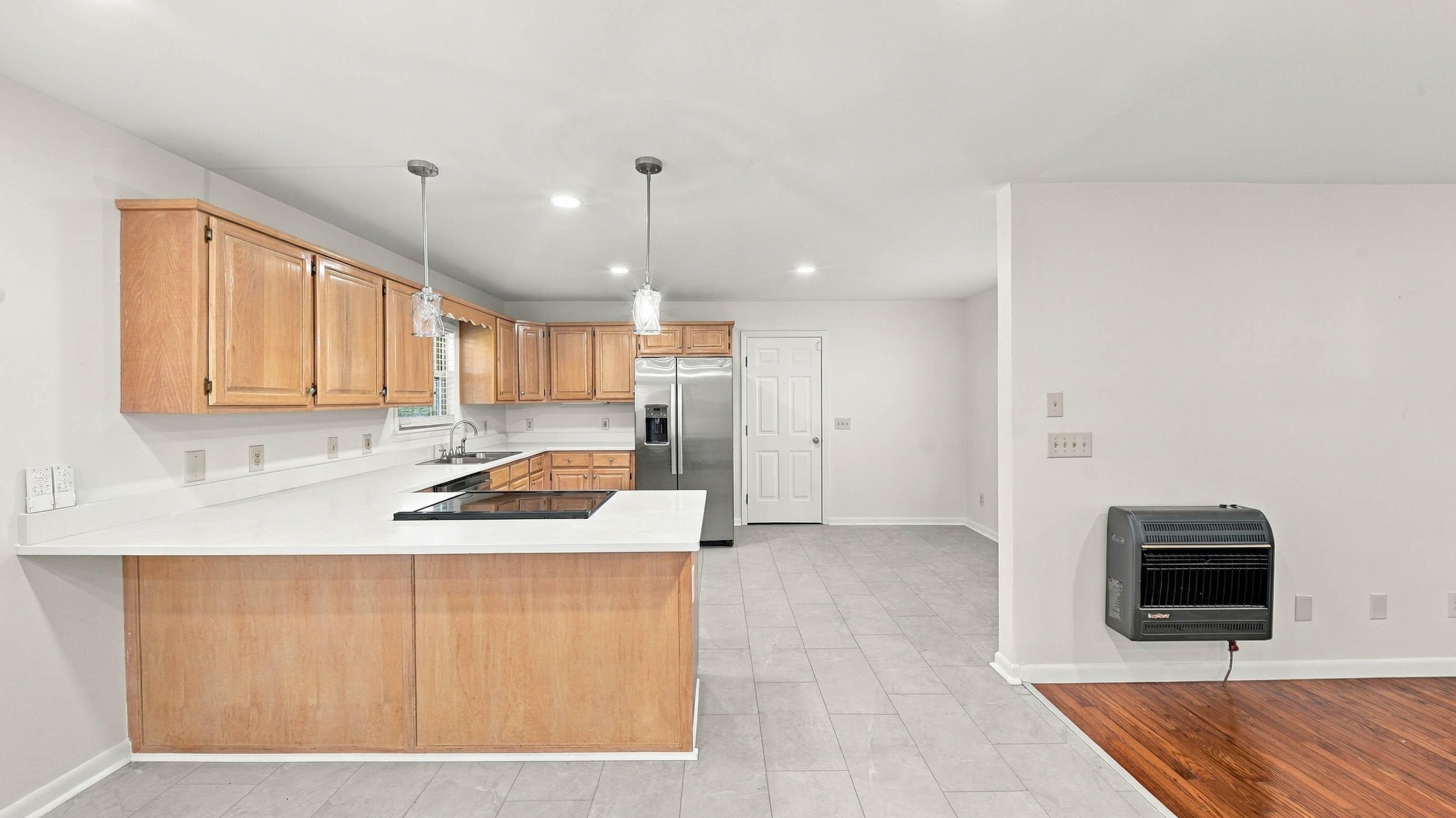 711 2nd Street