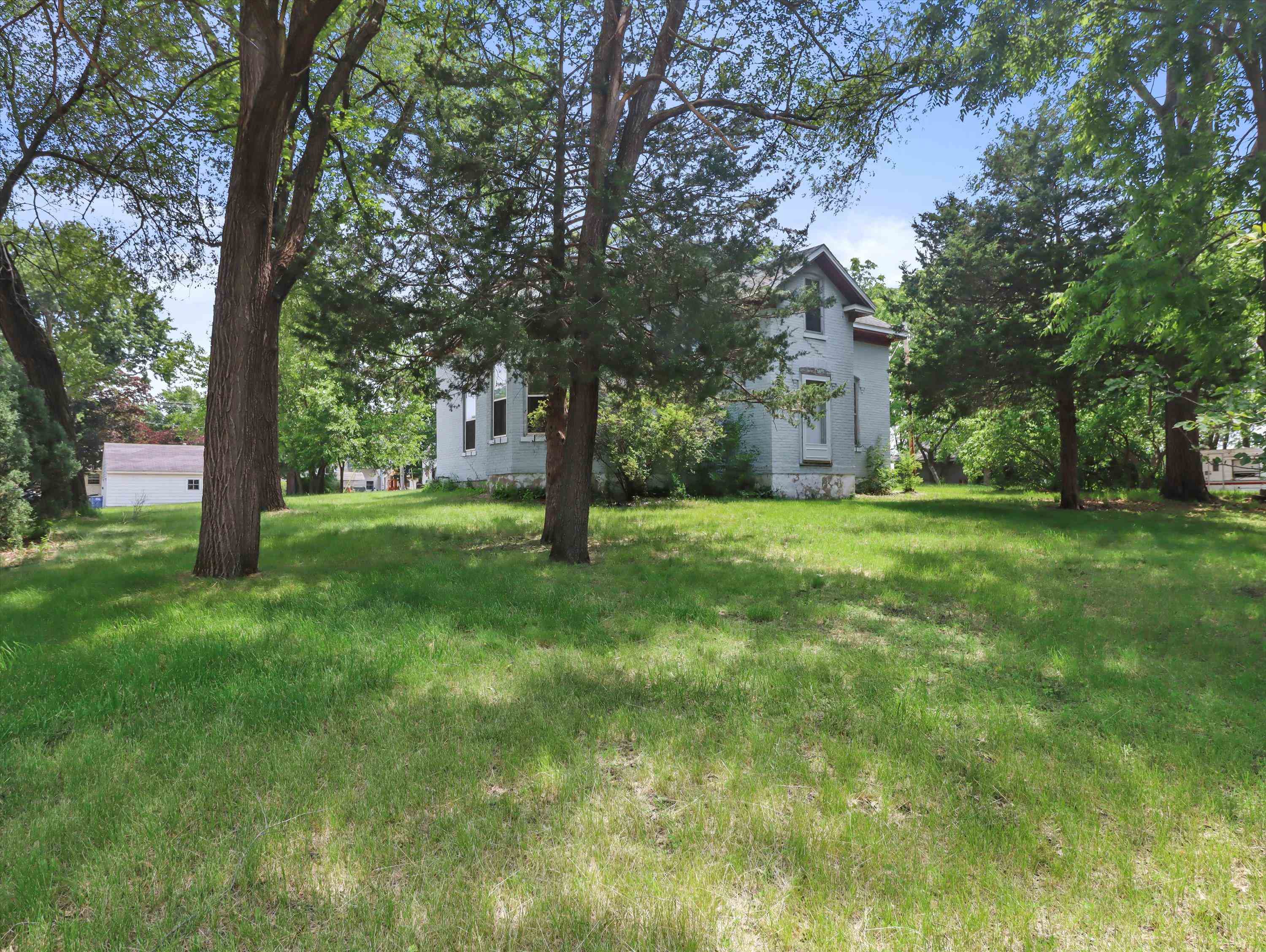 318 W Albert Street