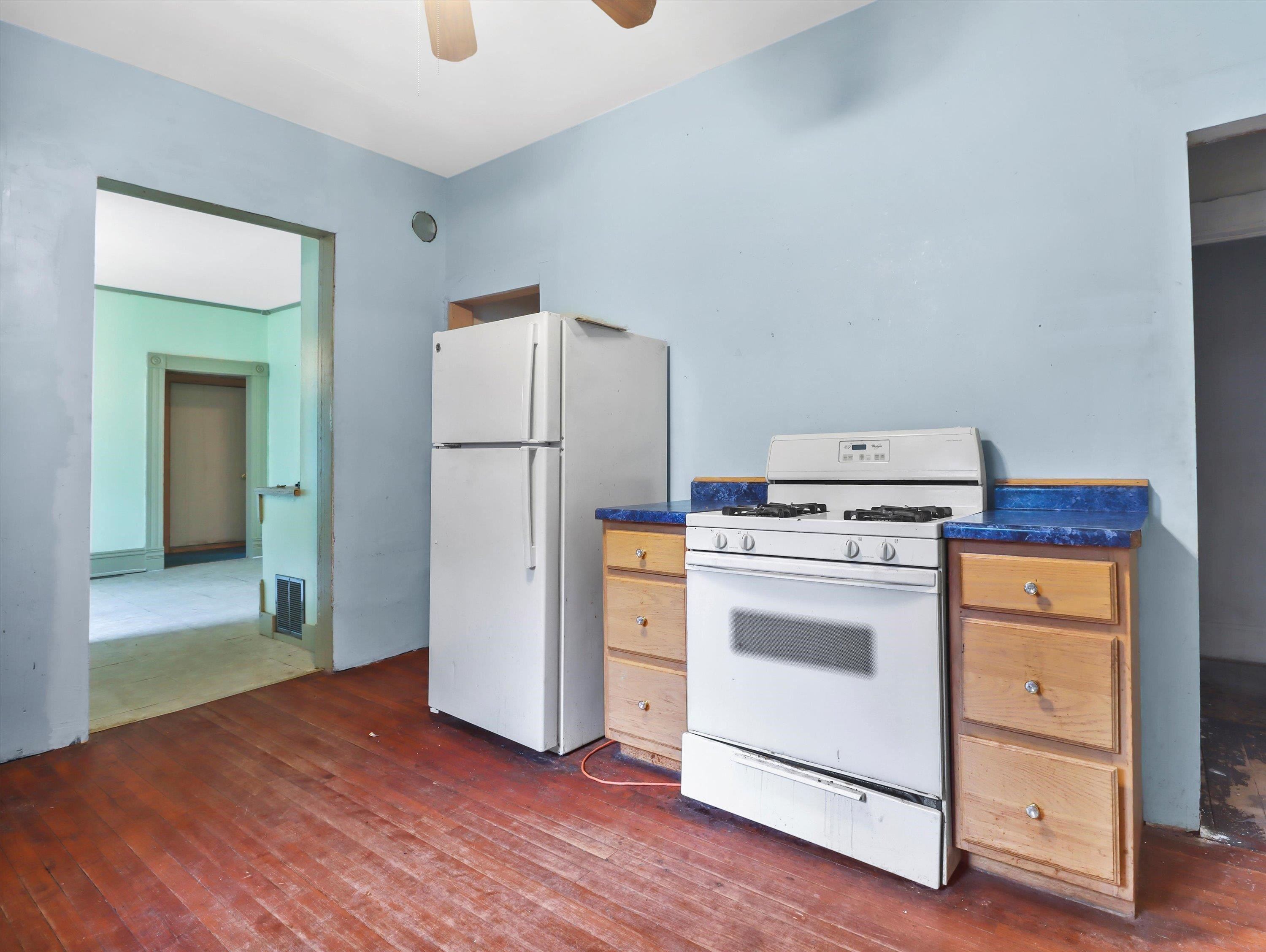 318 W Albert Street