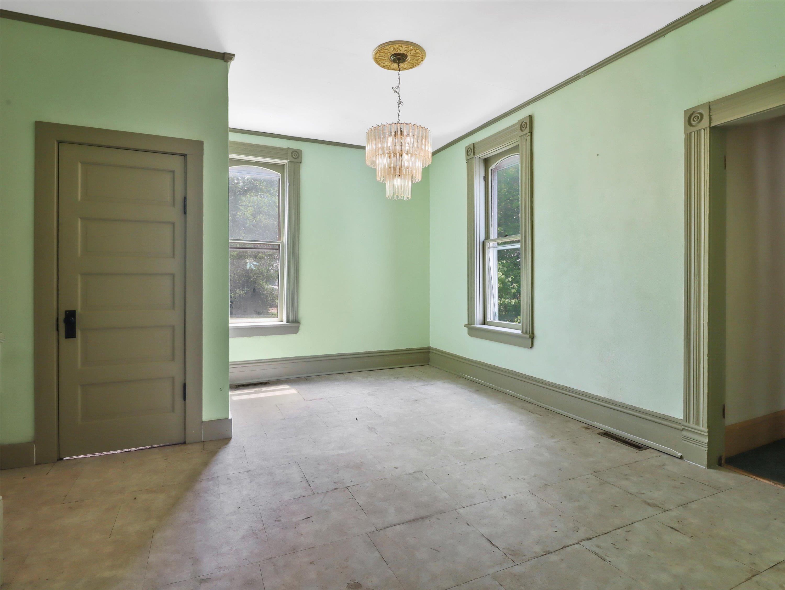 318 W Albert Street