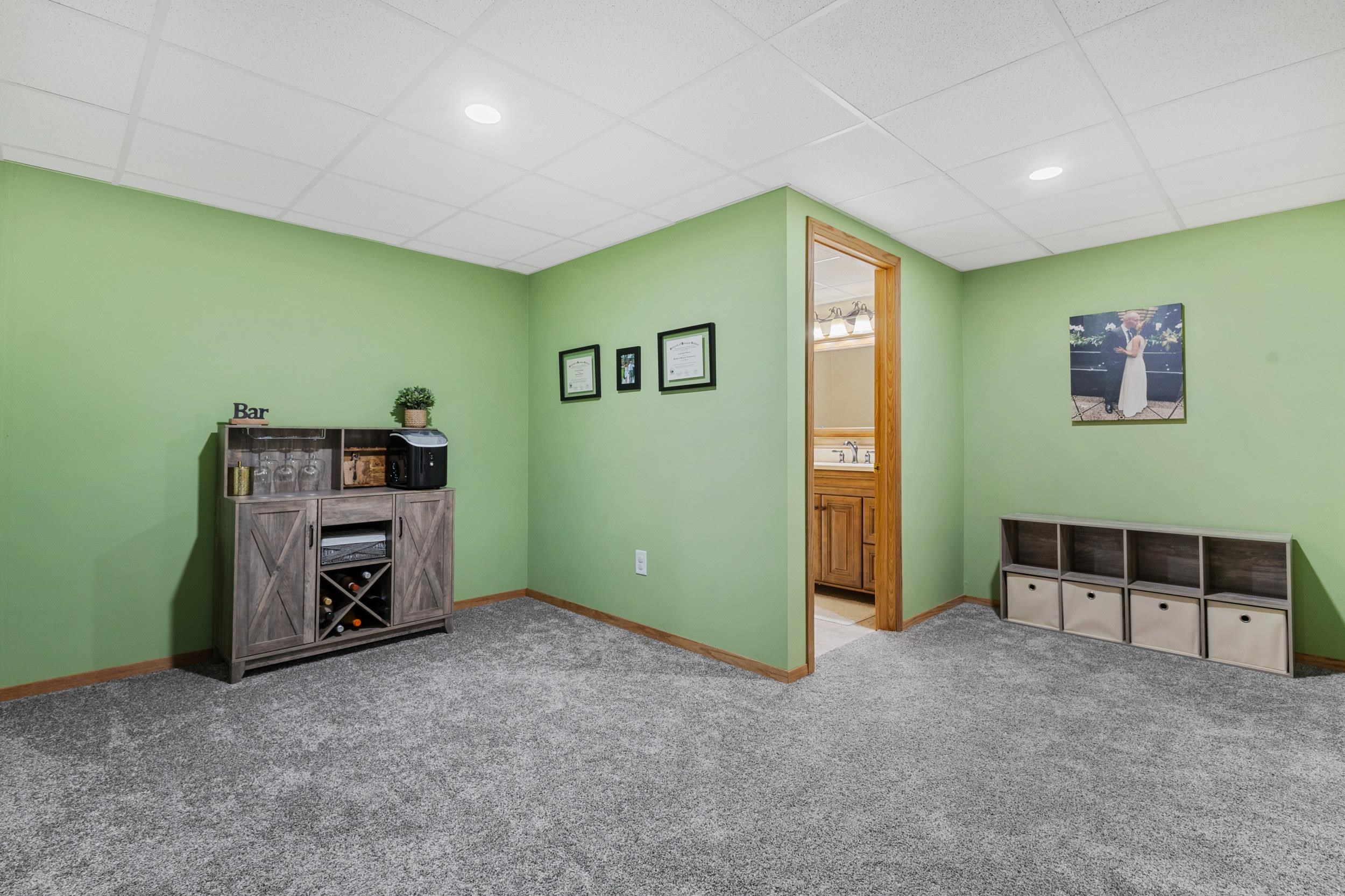 1225 Forestedge Drive